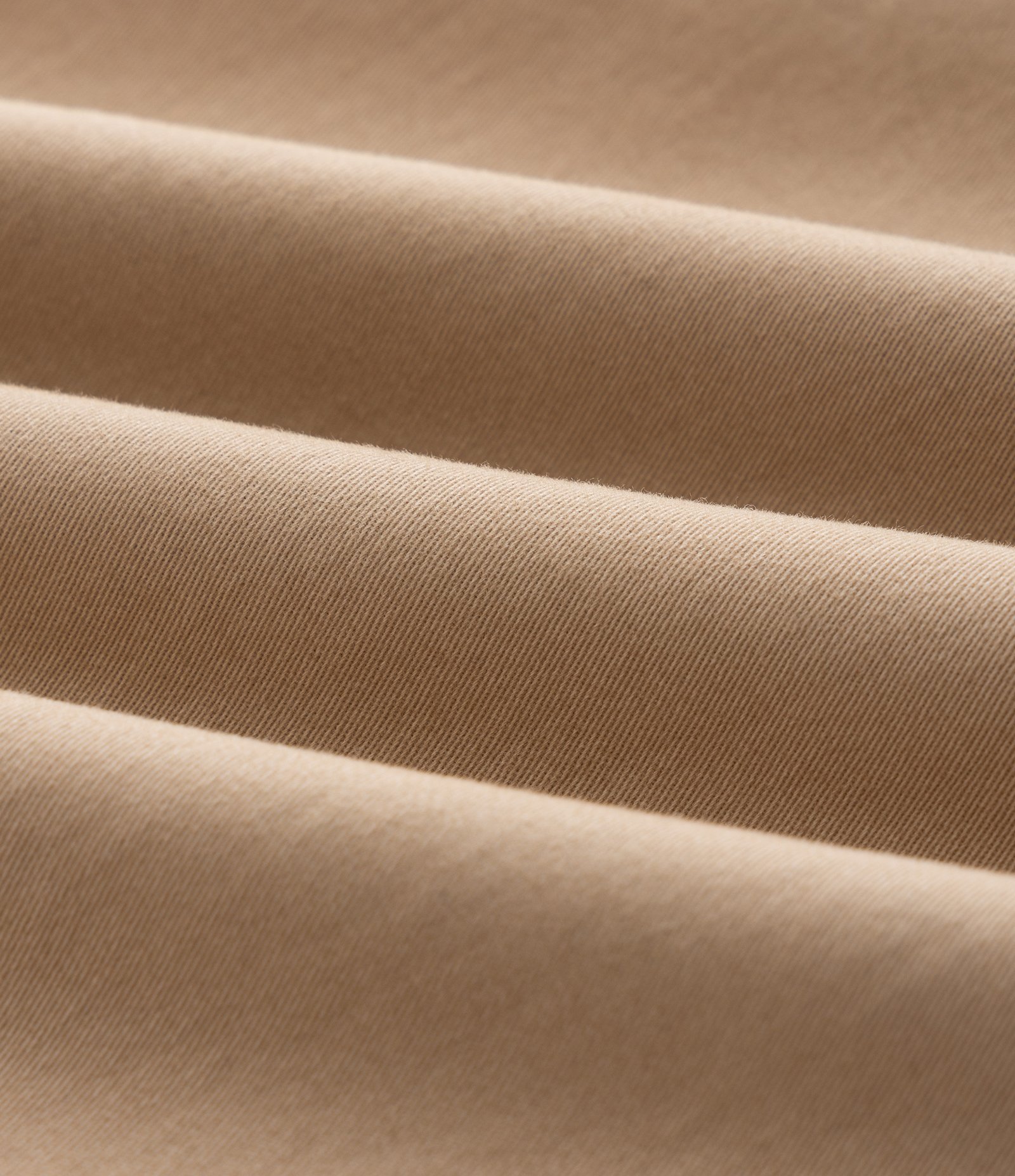 Calça Reta em Sarja Peletizada Bege 3