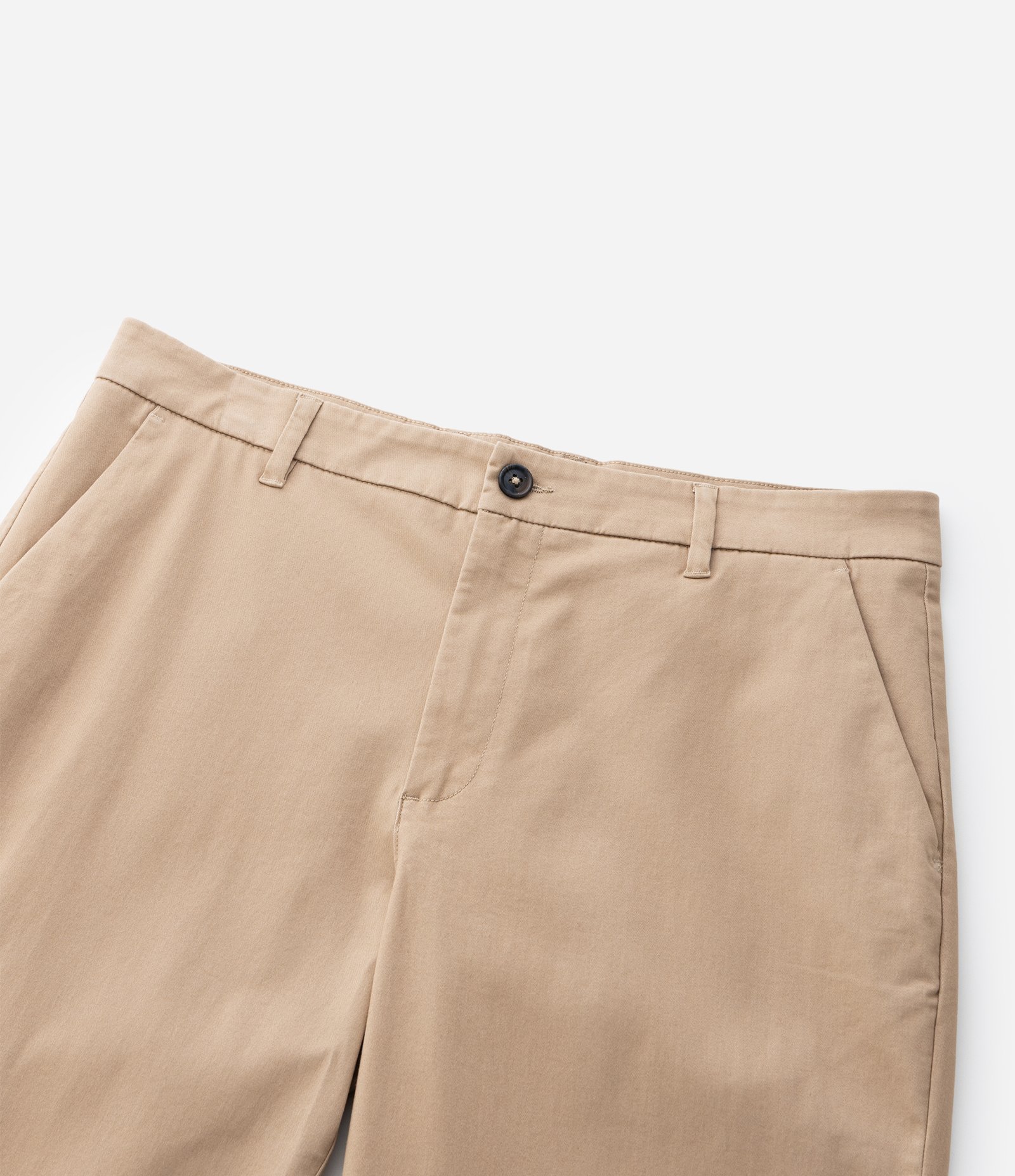 Calça Reta em Sarja Peletizada Bege 4