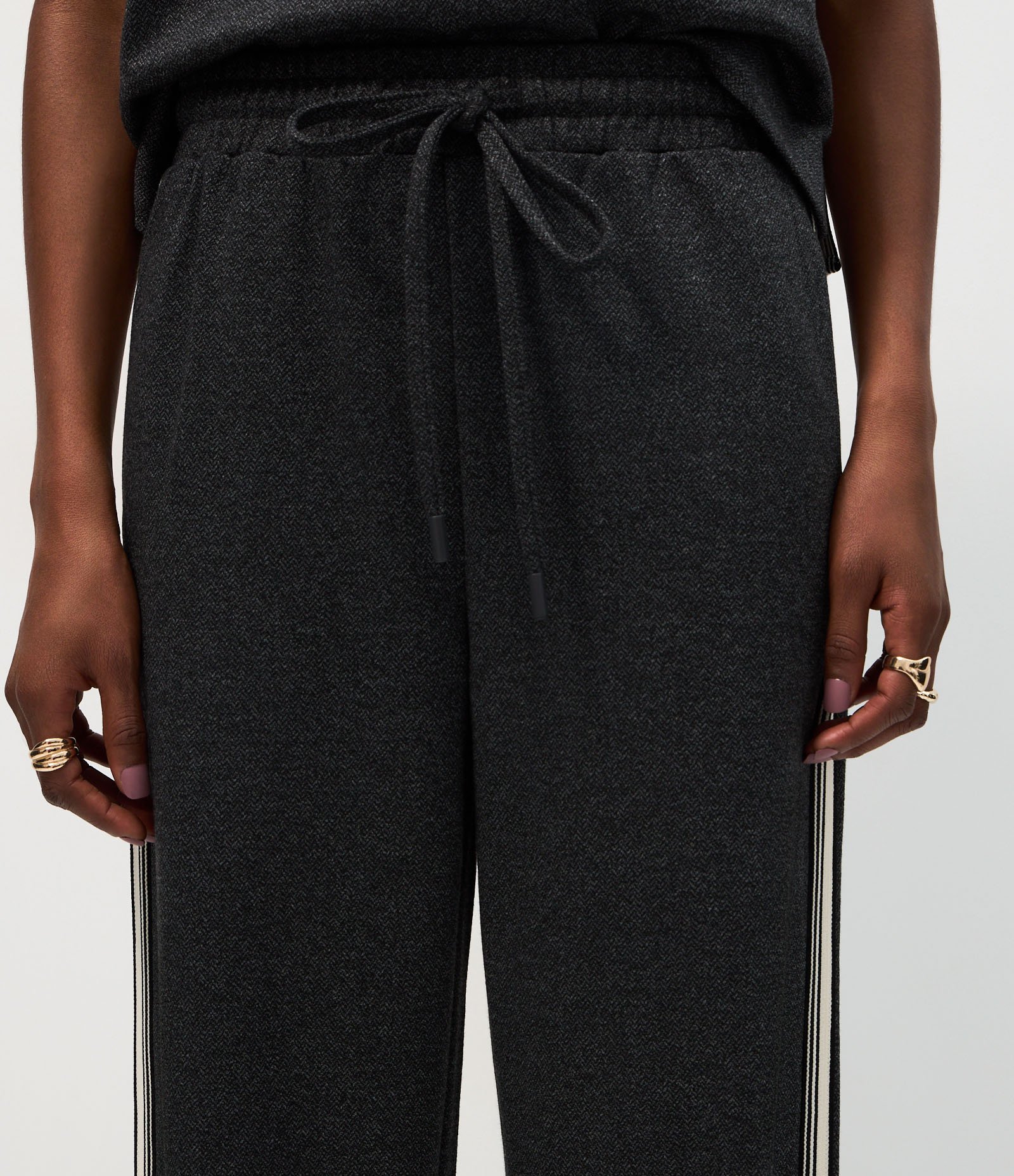 Calça Moletom Reta com Faixa Lateral Contrastante Cinza 4