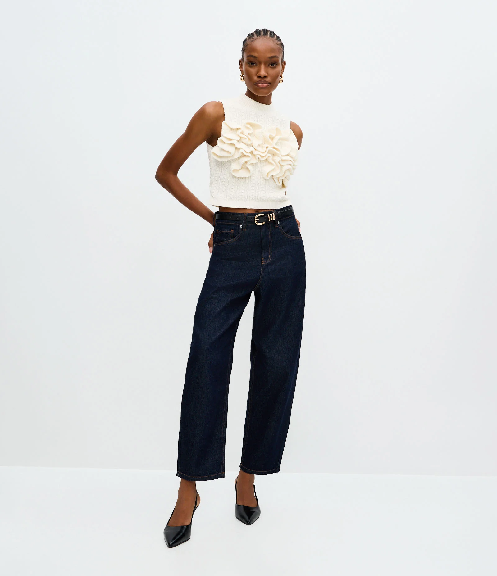 Blusa Curta em Tricô com Aplicação Volumosa de Ondas Branco 2