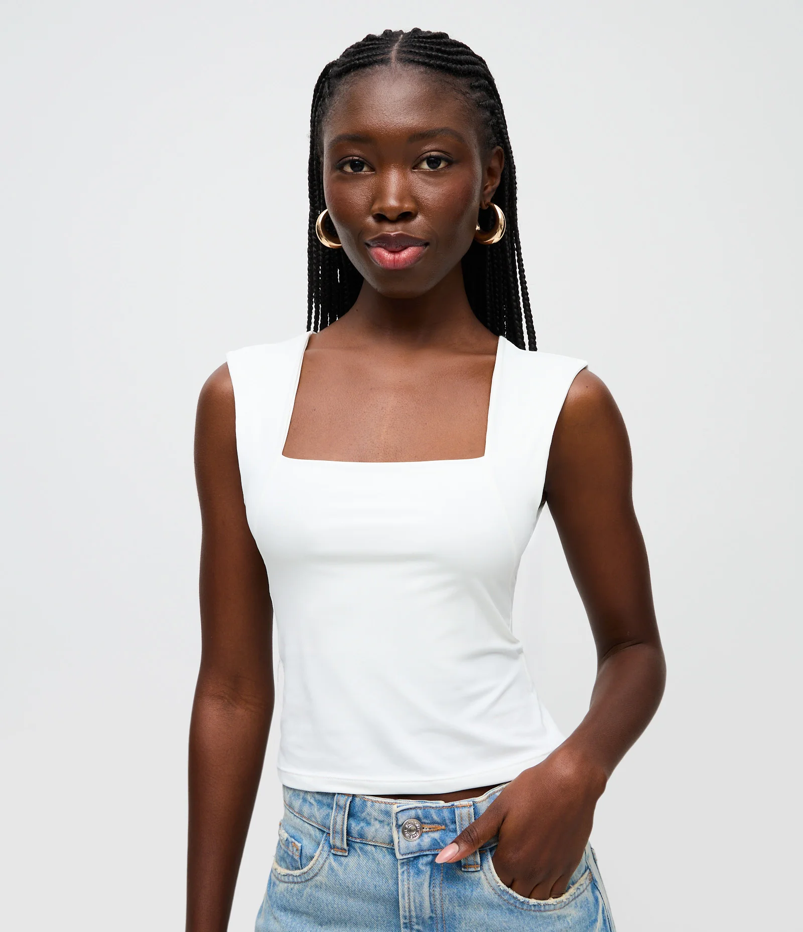 Blusa Alça Larga em Microfibra com Decote Quadrado Branco 1