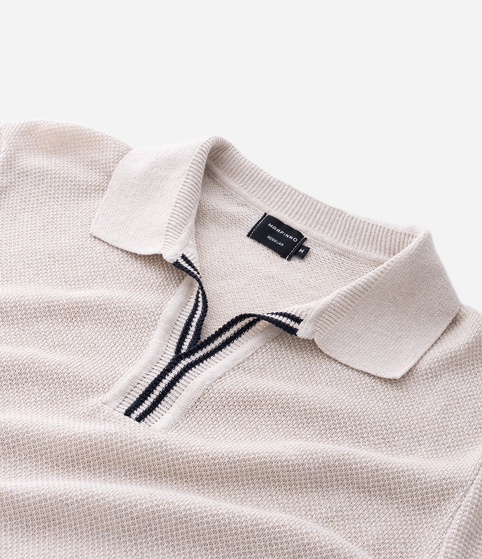 Polo Manga Curta Texturizada com Detalhes Contrastante Branco 9