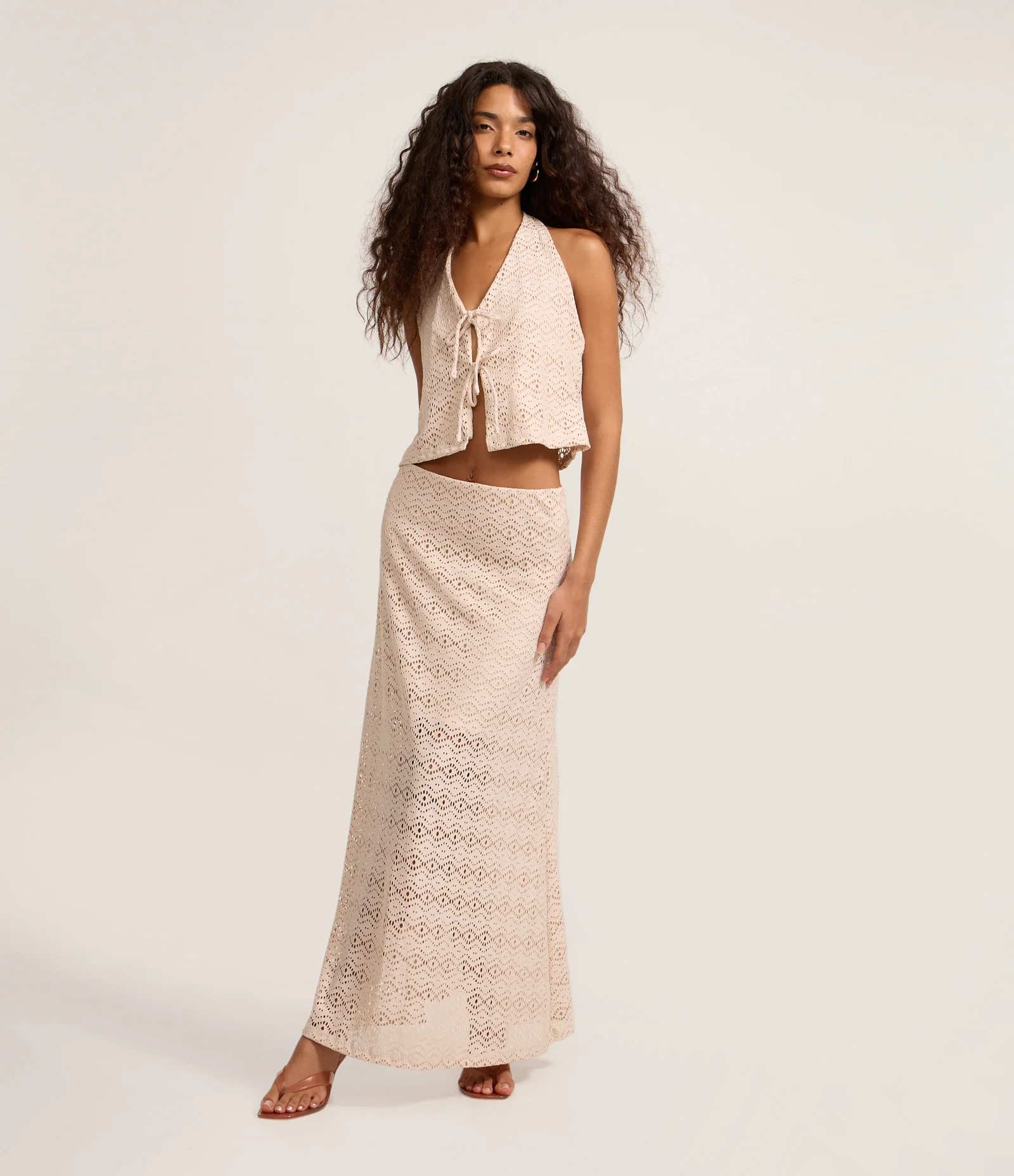 Saia Evasê Longa Texturizada Off White 1