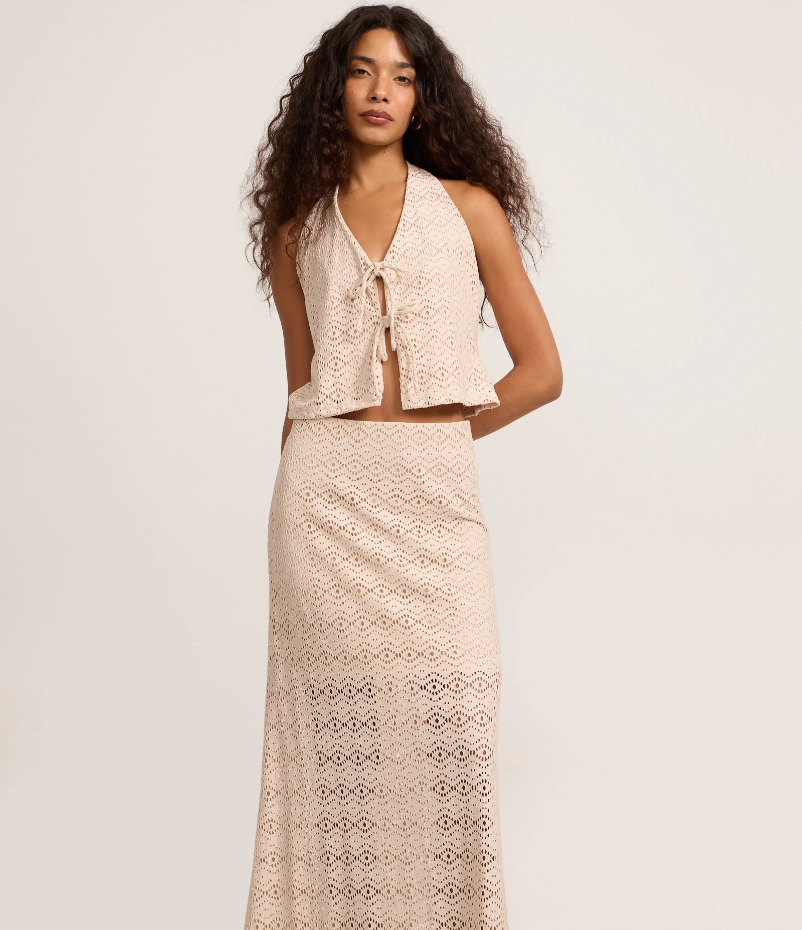 Saia Evasê Longa Texturizada Off White 2