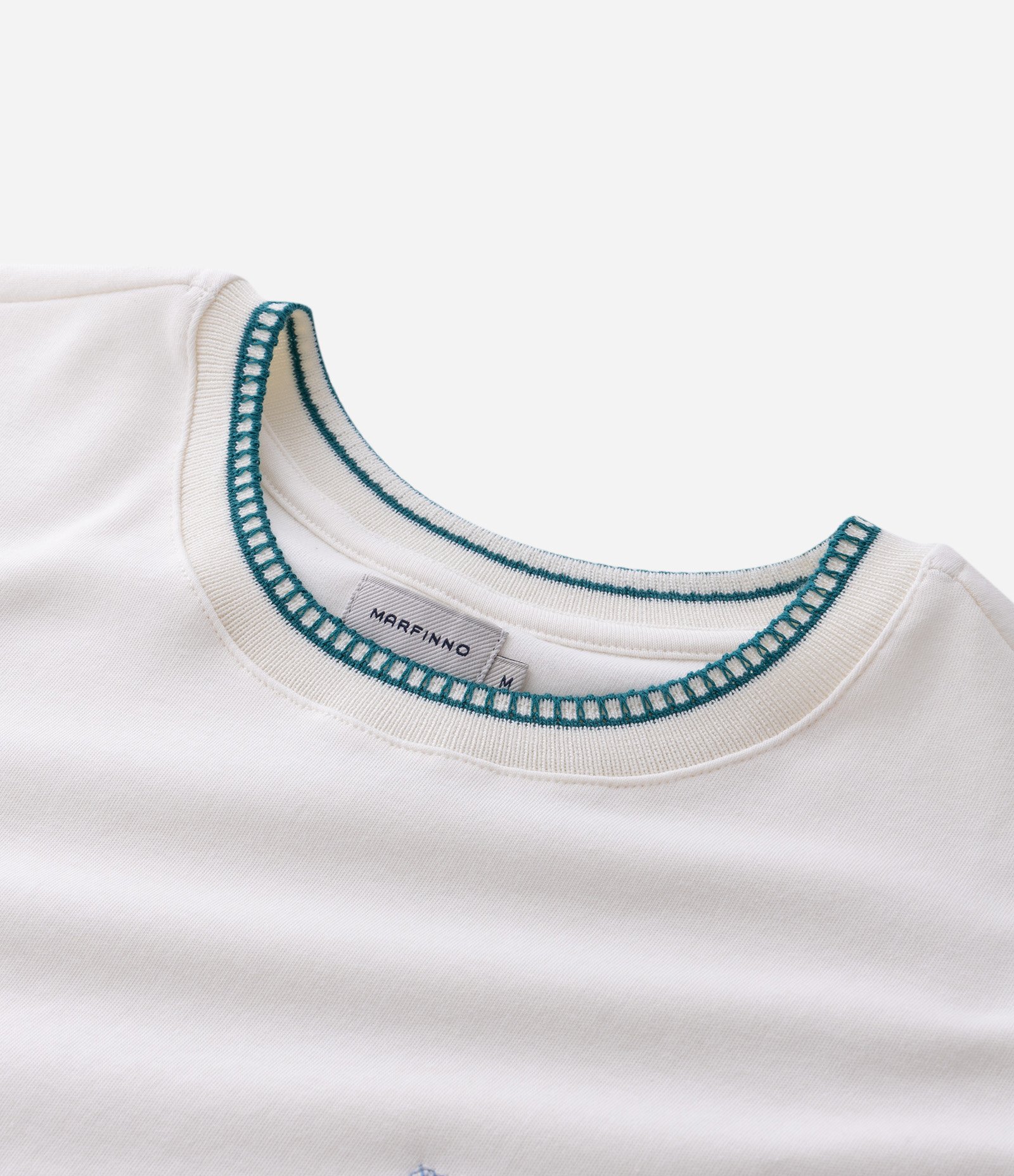 Camiseta Manga Curta com Selos Bordados Branco 4