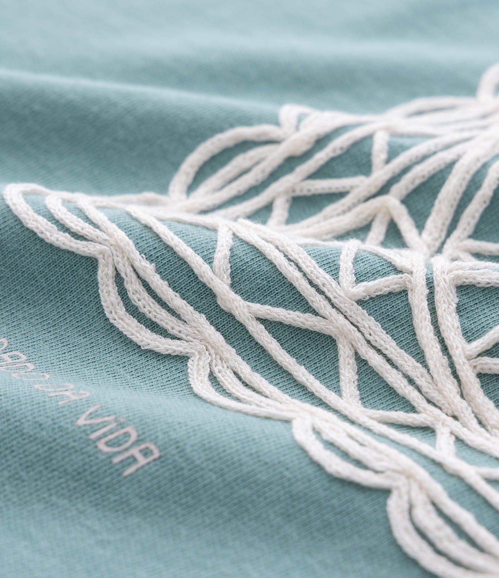 Camiseta Boxy em Suedine com Estampa nas Costas Azul 8