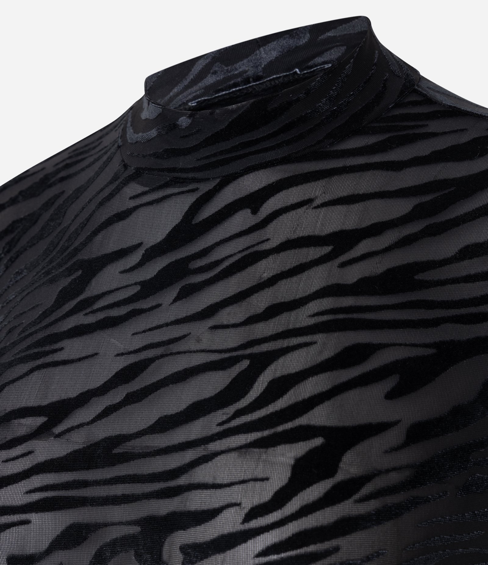 Blusa Regular em Tule com Estampa Texturizada Animal Print Preto 6