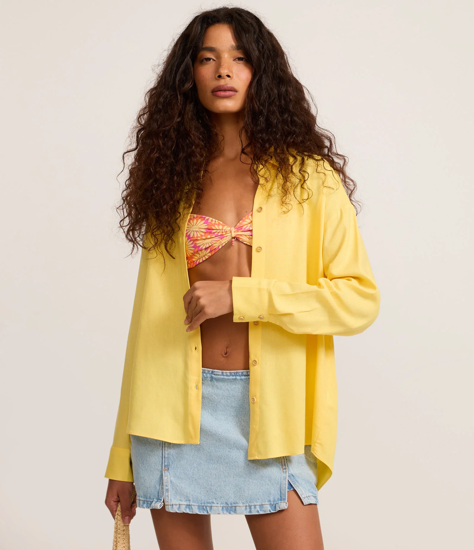 Camisa Oversized em Viscolinho Amarelo 1