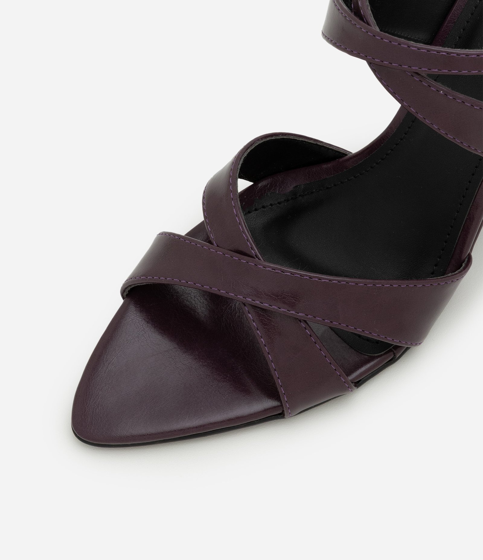 Sandália Anabela com Bico Folha e Tiras Cruzadas Vinho 3