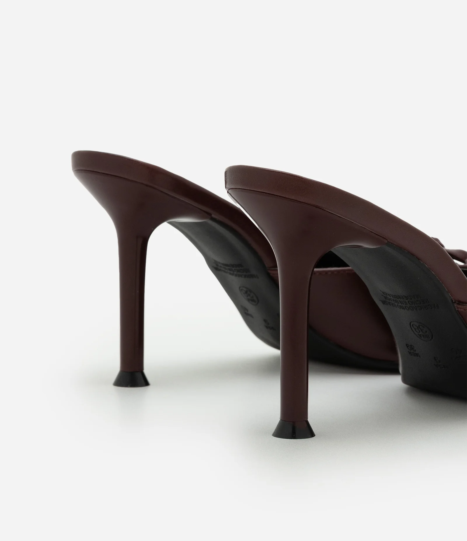 Sandália Mule em Pu com Mini Laço Bordô 4