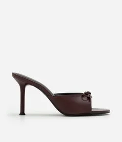 Sandália Mule em Pu com Mini Laço