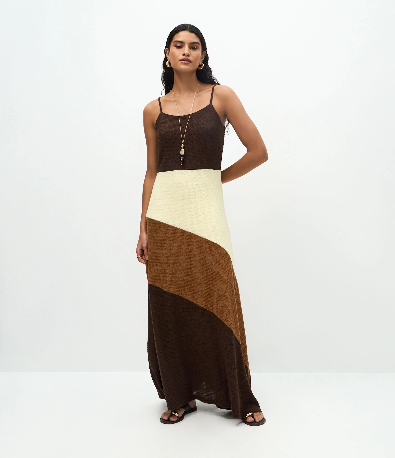 Vestido Longo Tricot Tricolor com Decote Quadrado Marrom 1