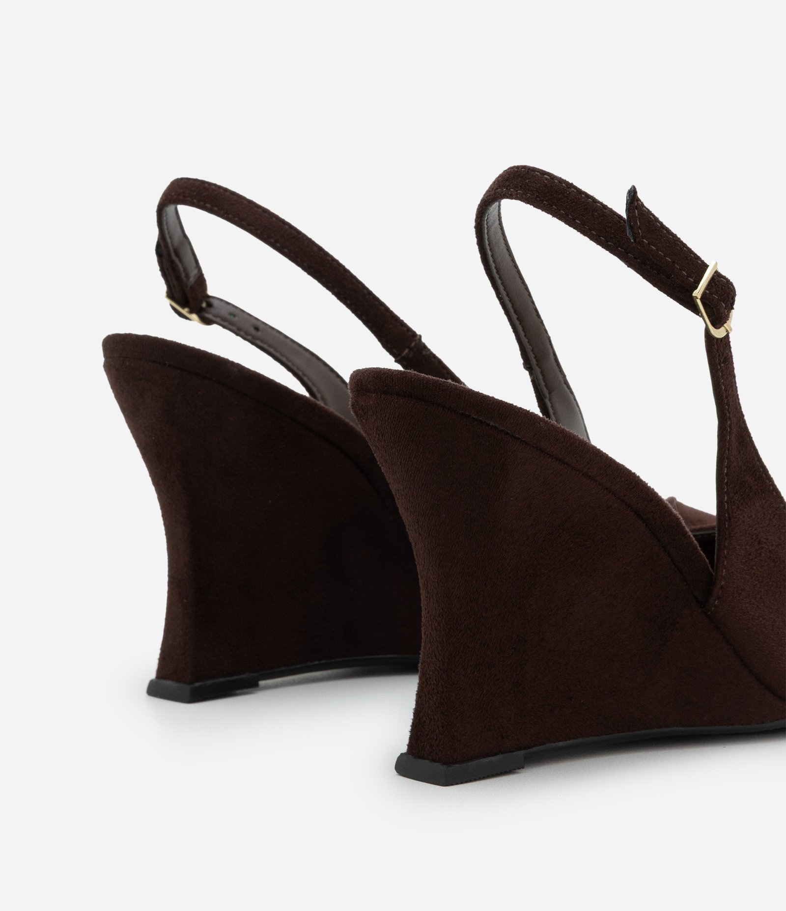 Sapato Slingback com Salto Anabela em Suede Marrom 5