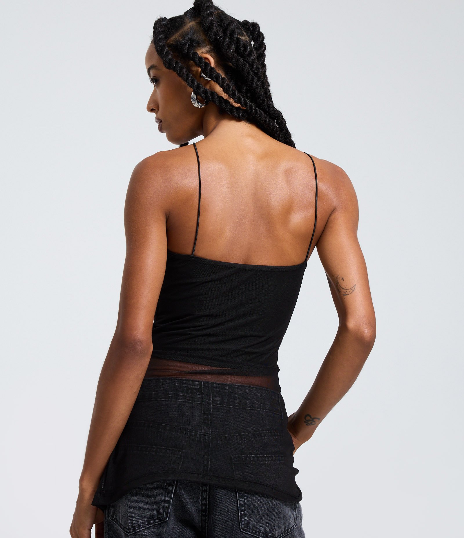 Blusa Halter em Tule com Renda Aplicada Preto 3