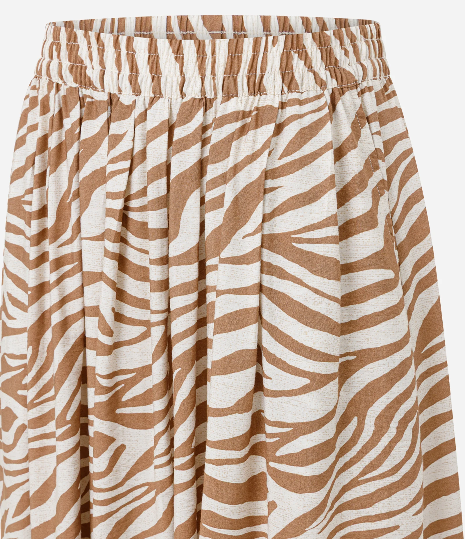 Saia Midi em Viscose com Estampa Animal Print Bege 6