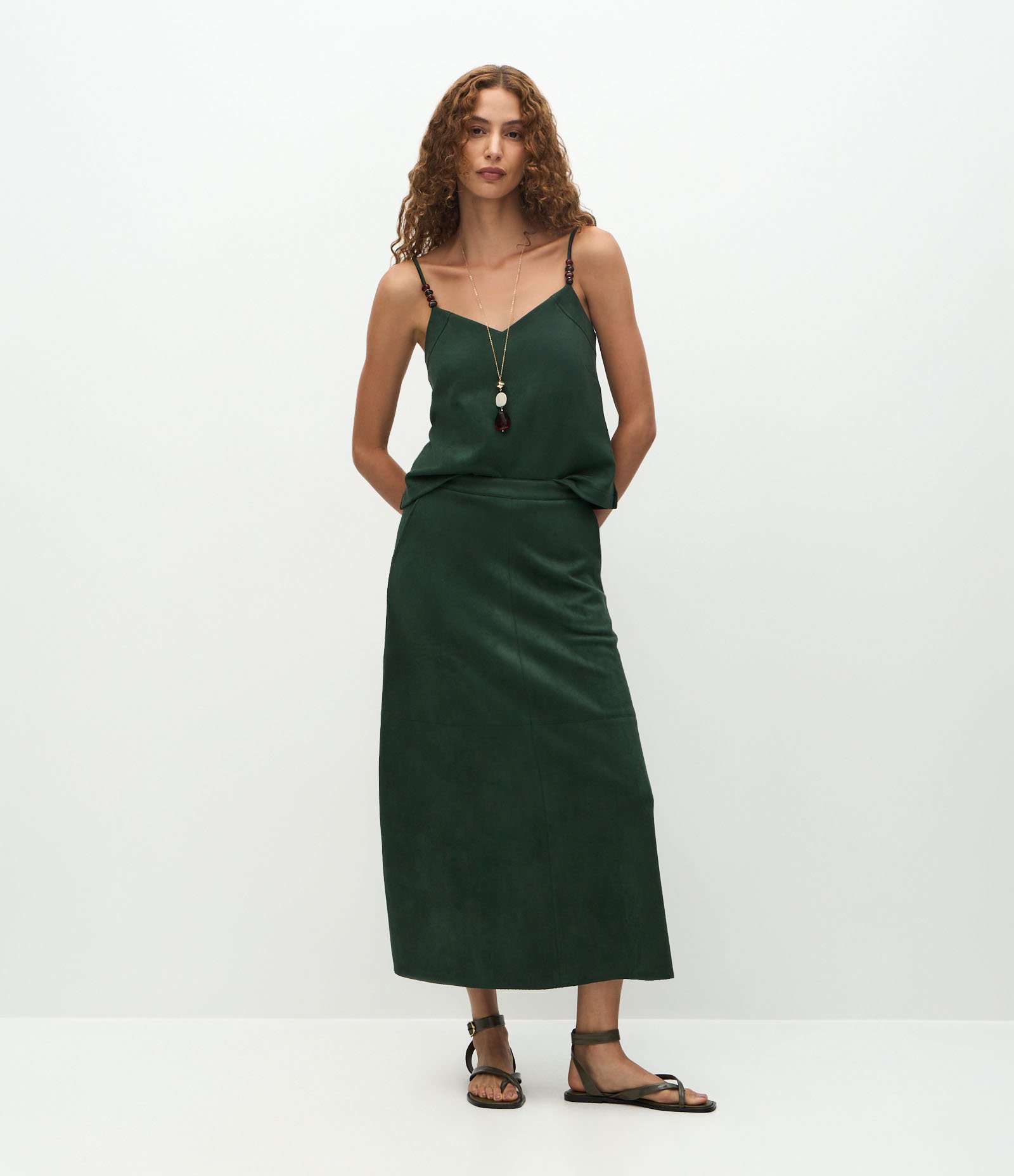 Saia Reta Longa em Suede com Cós Estruturado Verde 1