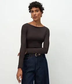 Body Básico em Poliamida com Gola Canoa