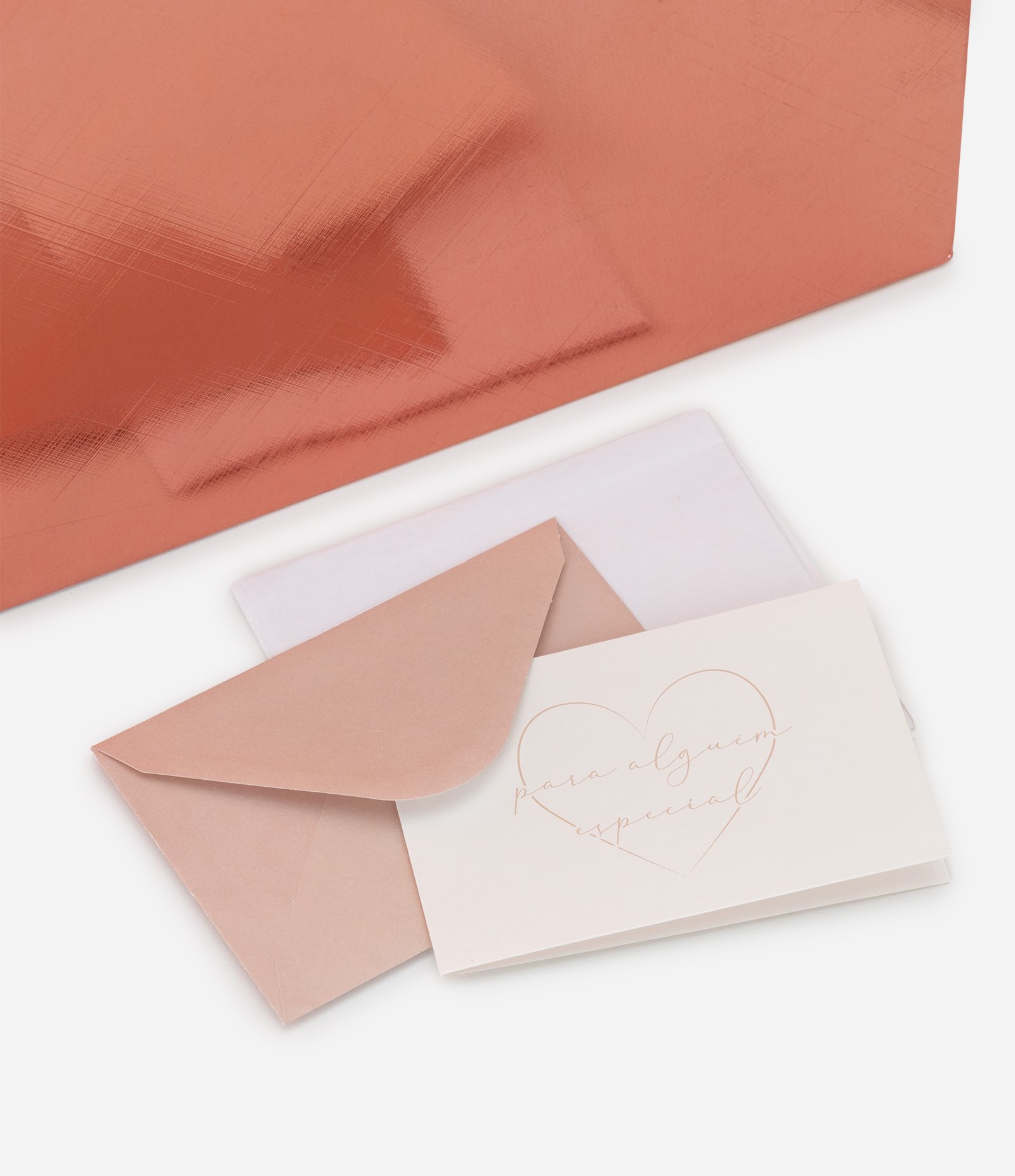 Embalagem de Presente Grande Texturizada com Envelope Rosa 4