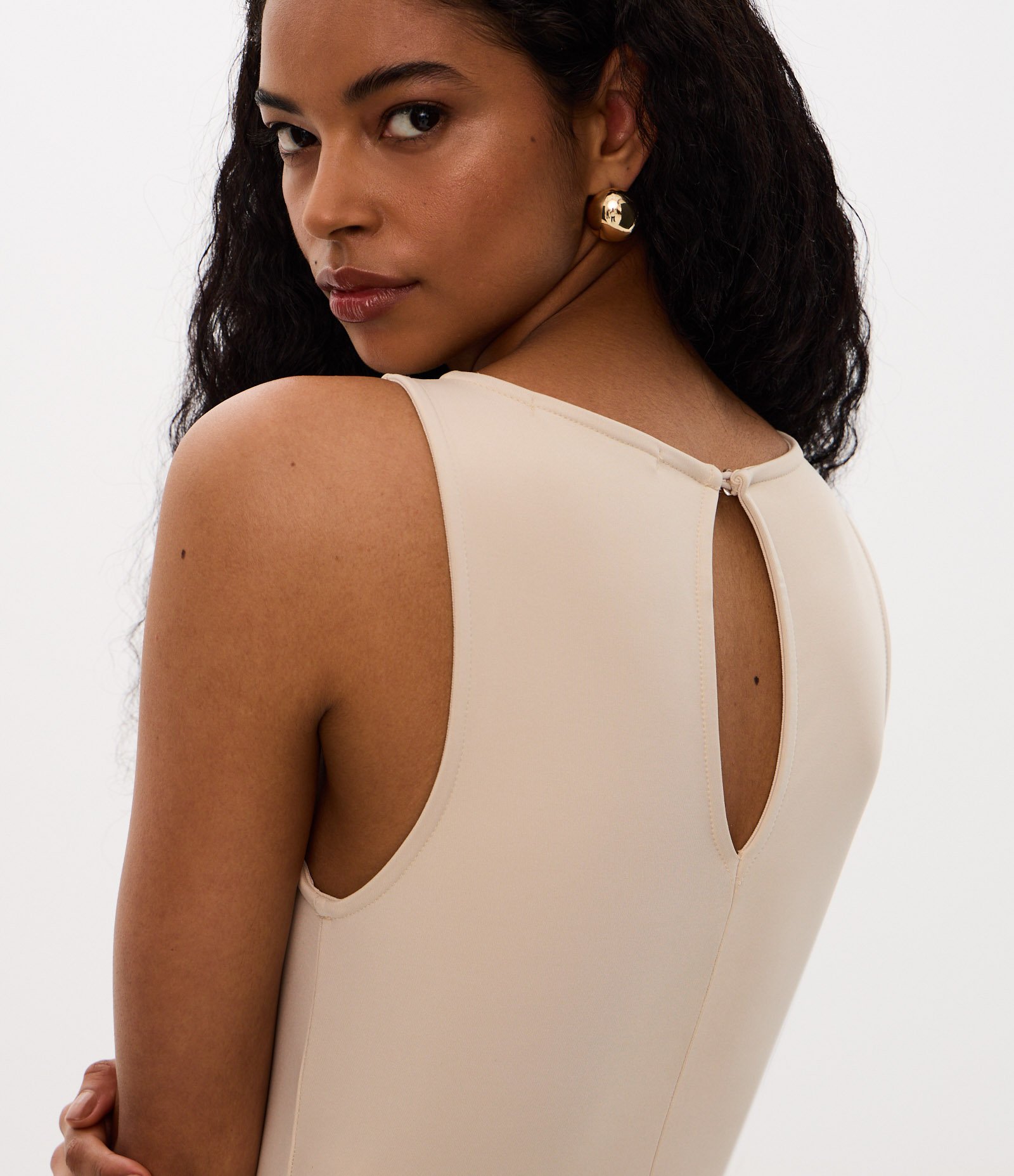 Macacão Legging com Decote Canoa Bege 3