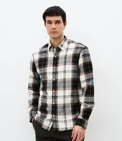 Camisa Manga Longa em Flanela e Estampa Xadrez