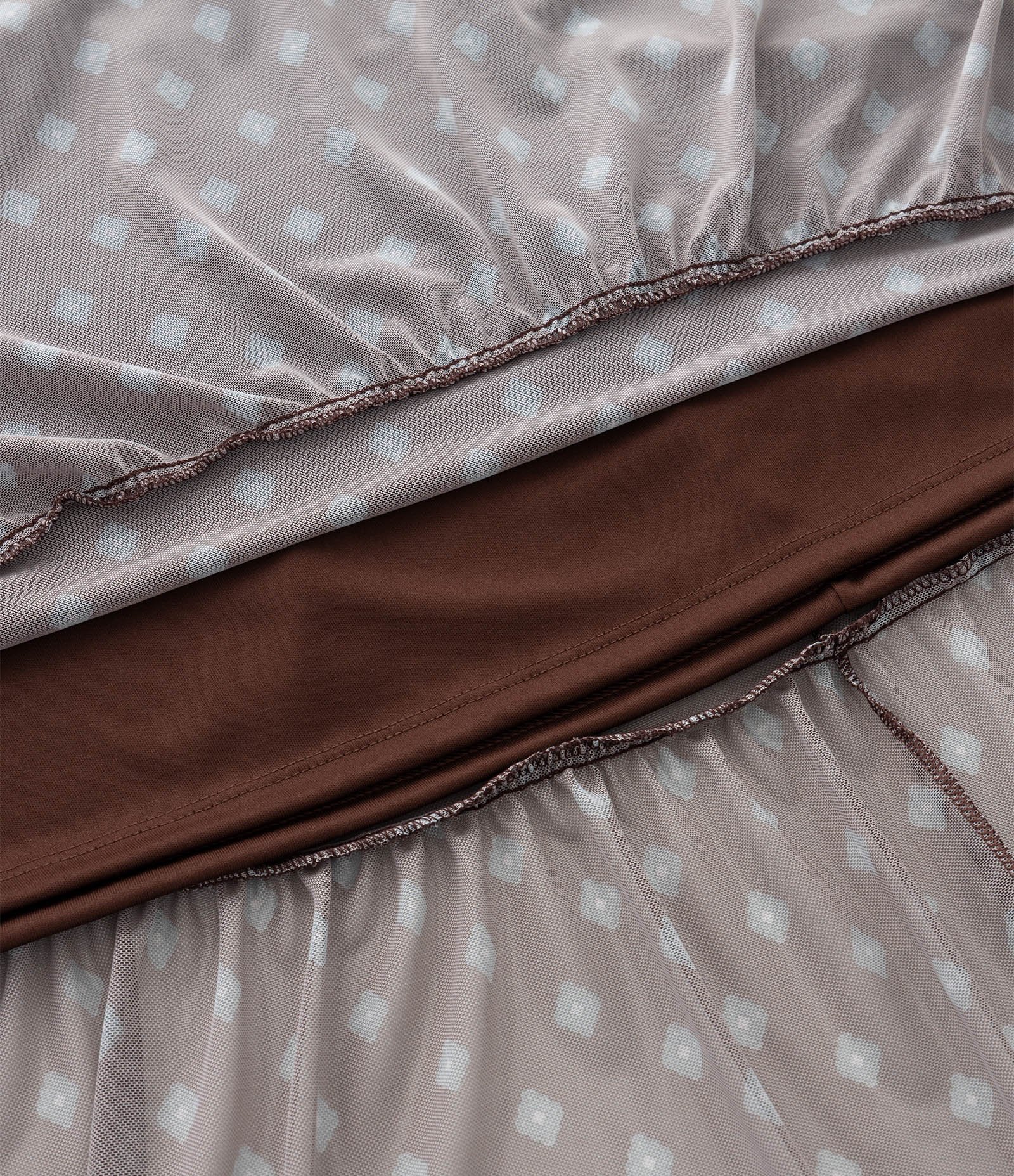 Saia Midi em Tule com Babados e Estampa Gravataria Curve & Plus Size Marrom 4