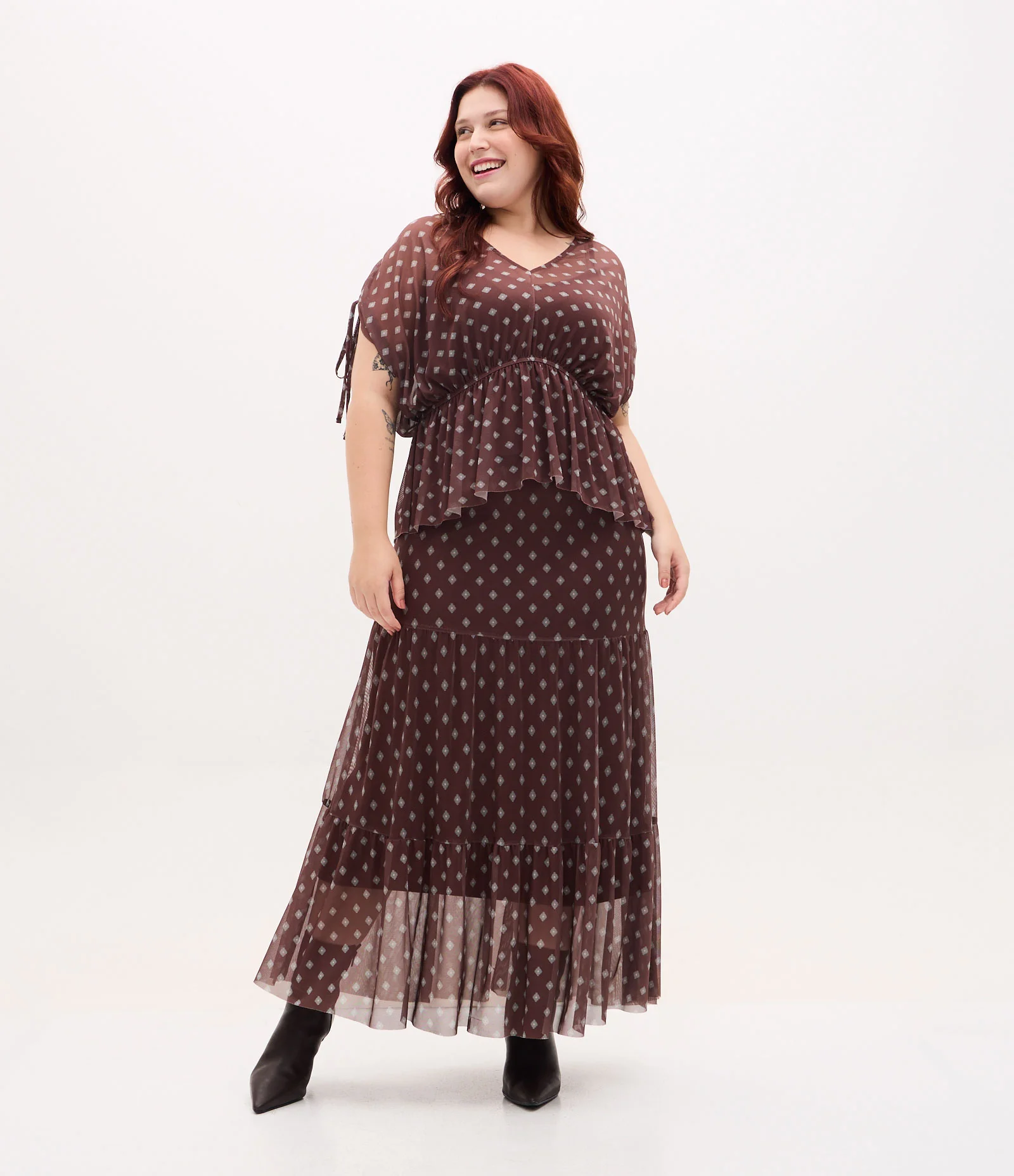 Saia Midi em Tule com Babados e Estampa Gravataria Curve & Plus Size Marrom 1