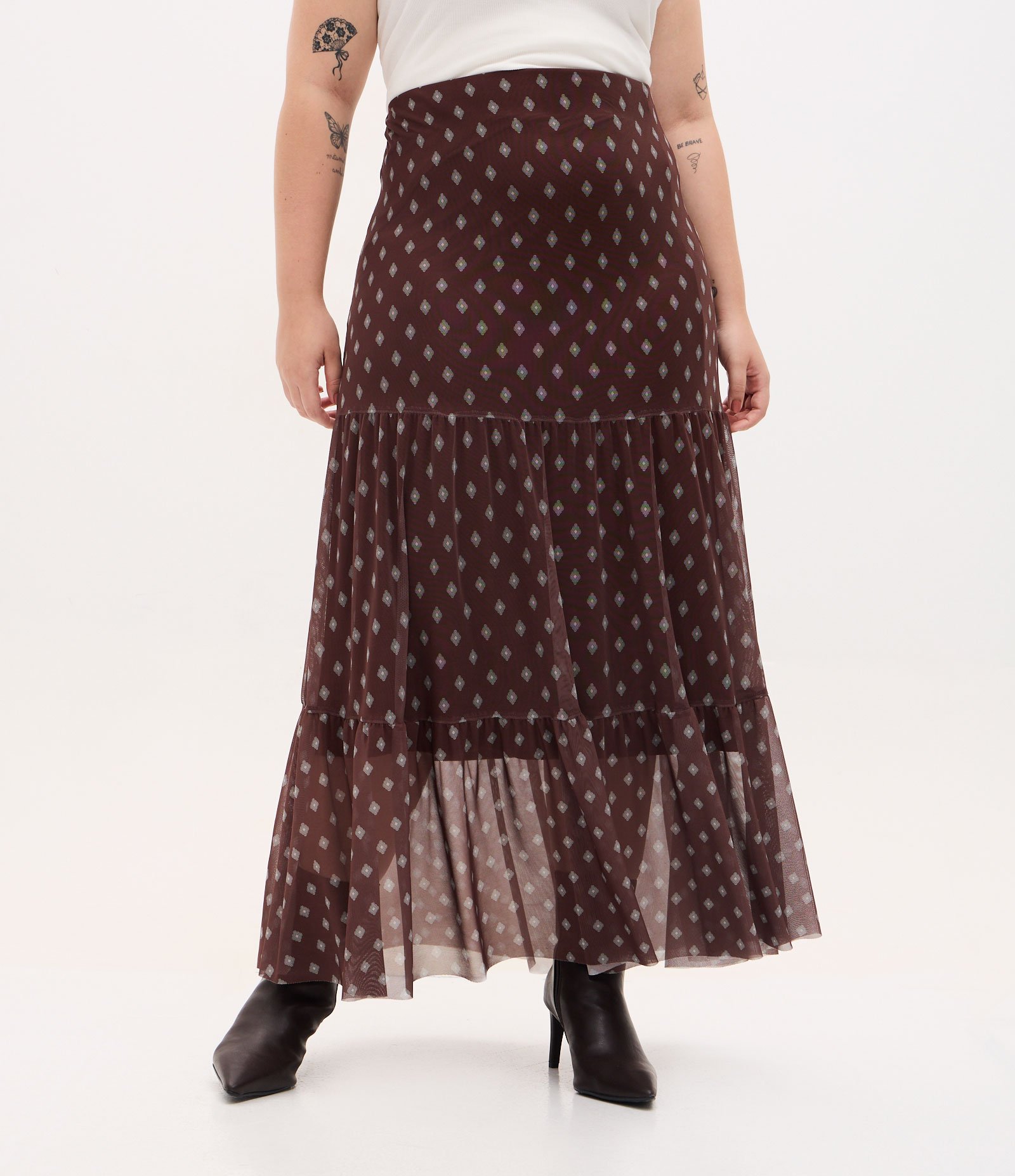 Saia Midi em Tule com Babados e Estampa Gravataria Curve & Plus Size Marrom 2