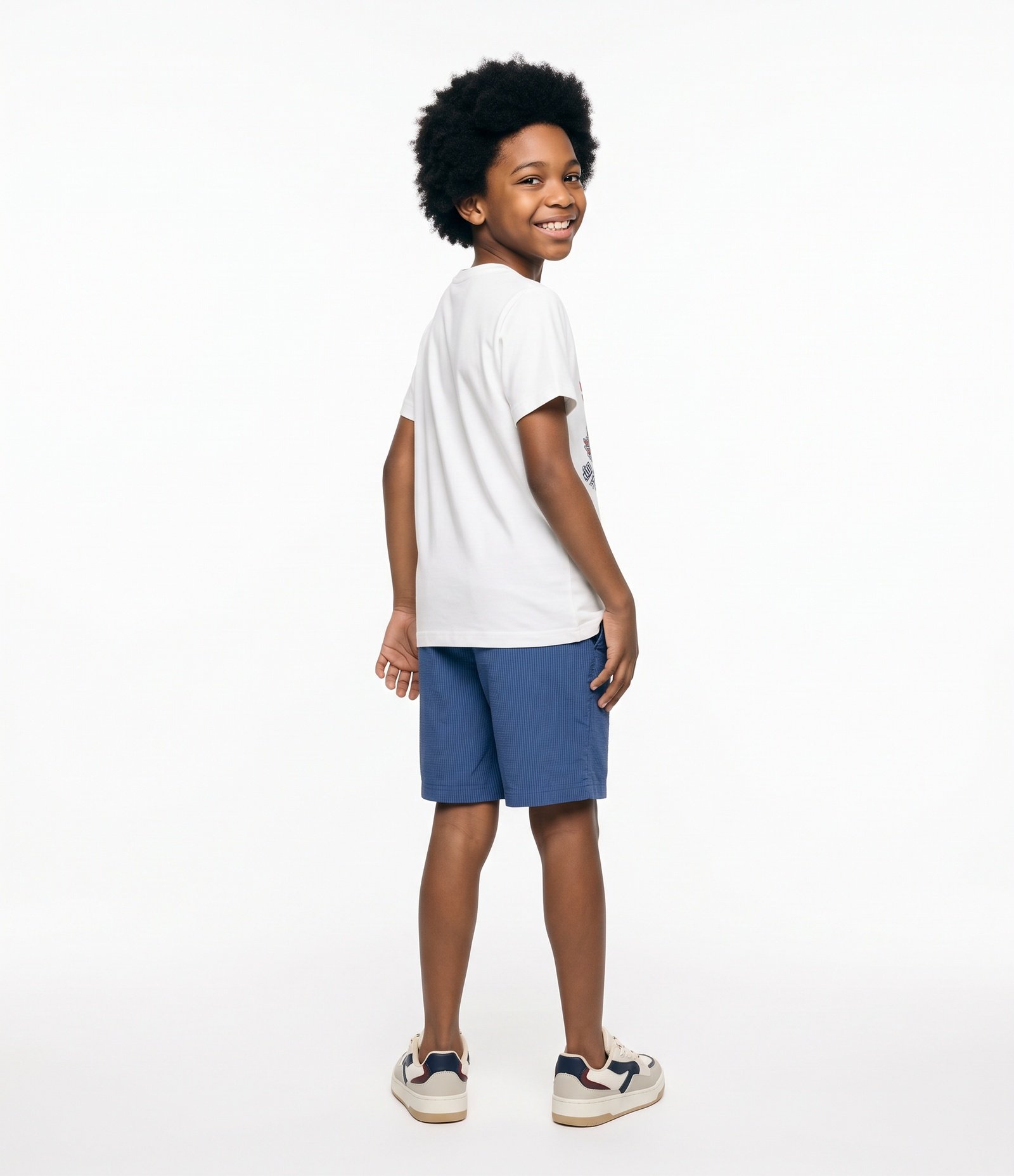 Camiseta Infantil com Estampa Hot Wheels – Tam 4 a 10 Anos Branco