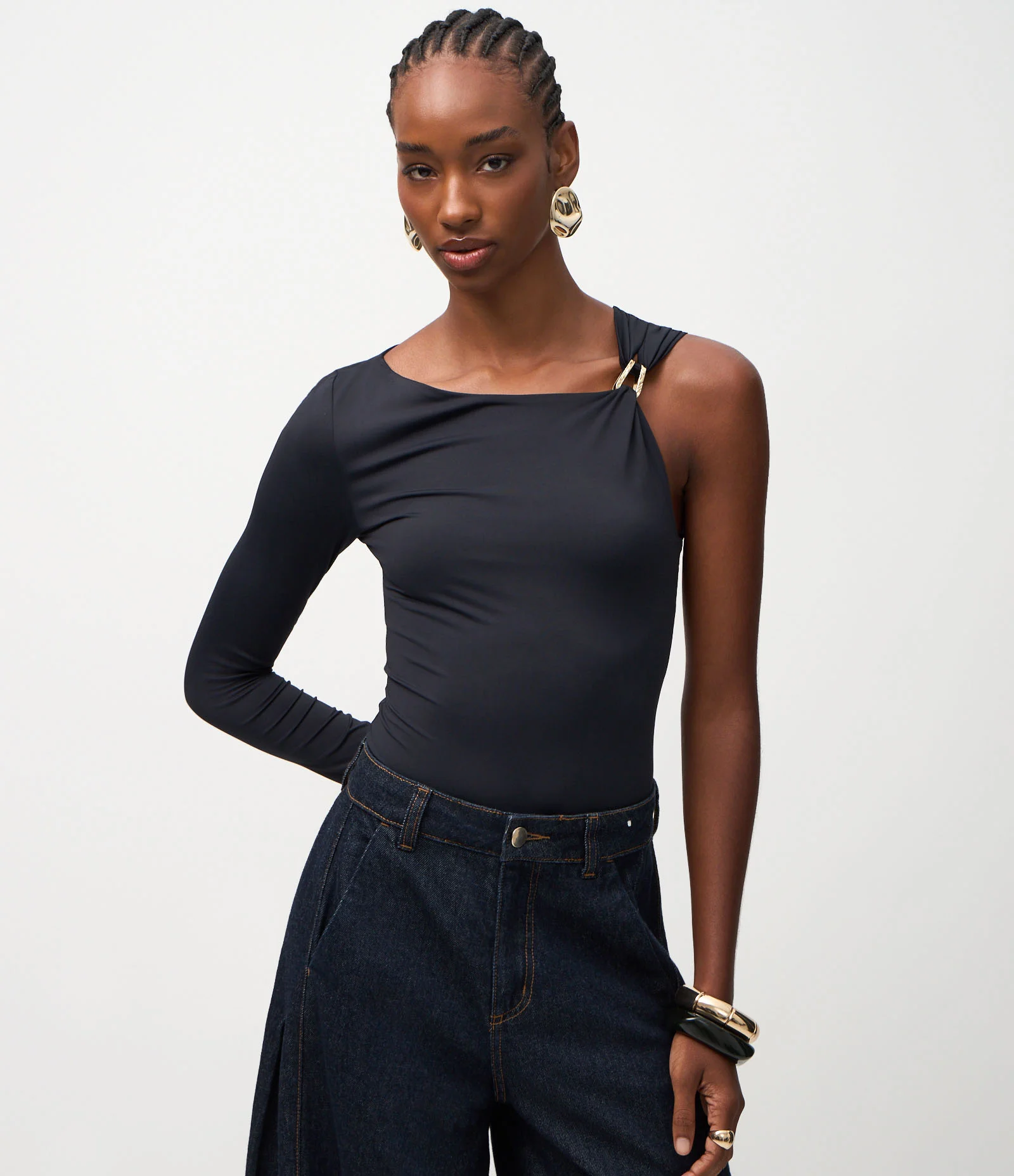 Body Manga Longa em Poliamida com Aviamento no Ombro Preto 1