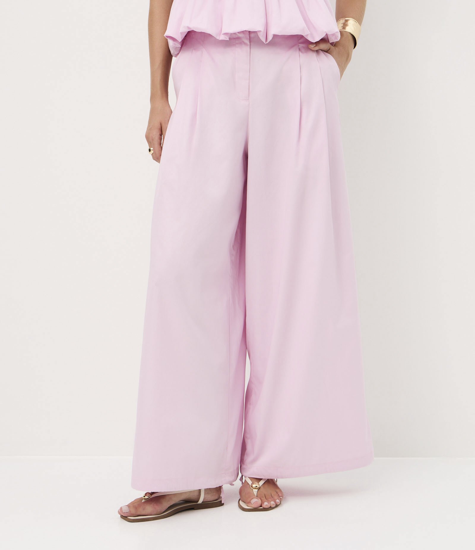 Calça Pantalona em Tricoline com Barra Ajustável Rosa Claro 3