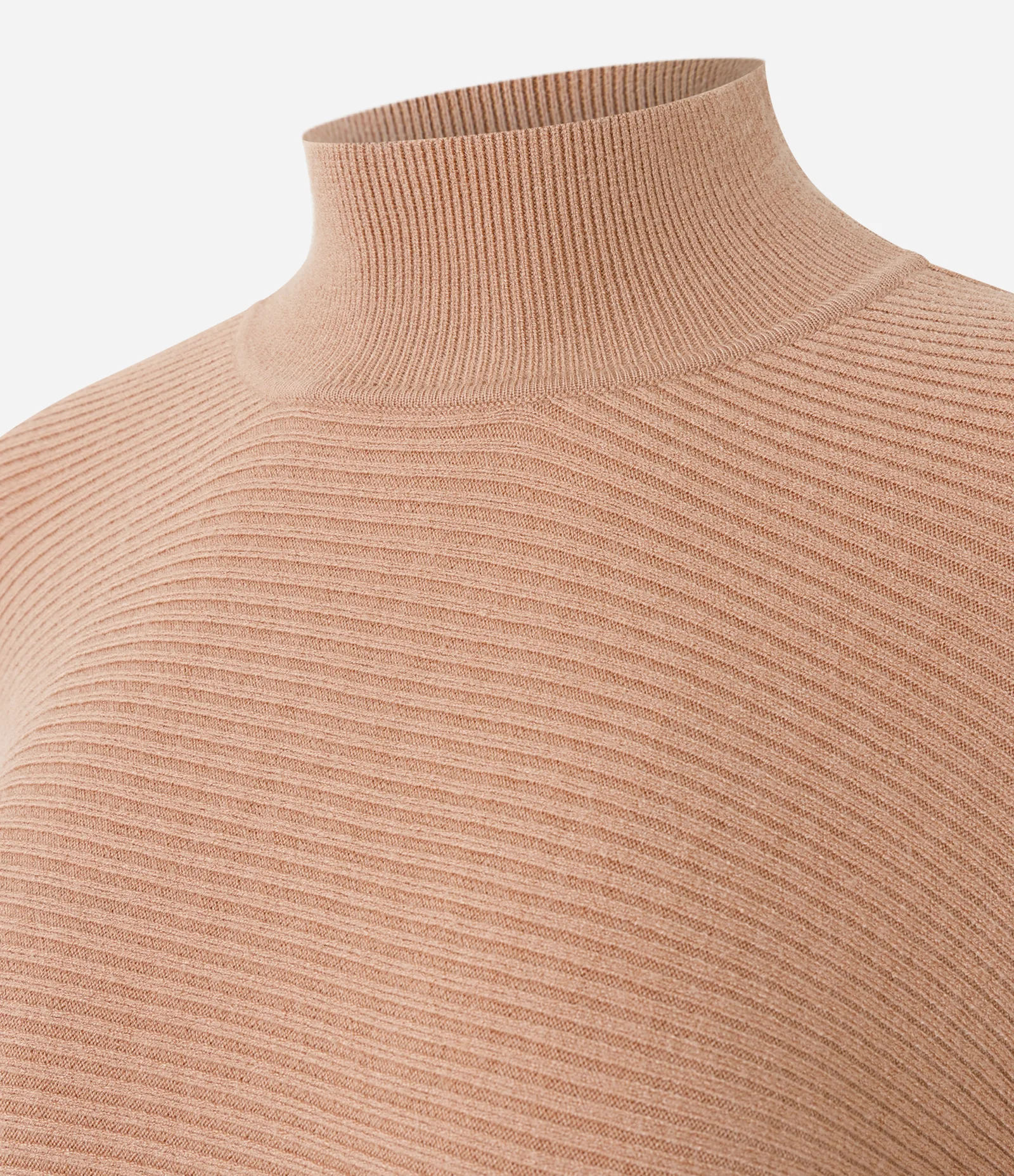 Blusa Regular em Tricô com Gola Alta Bege 2