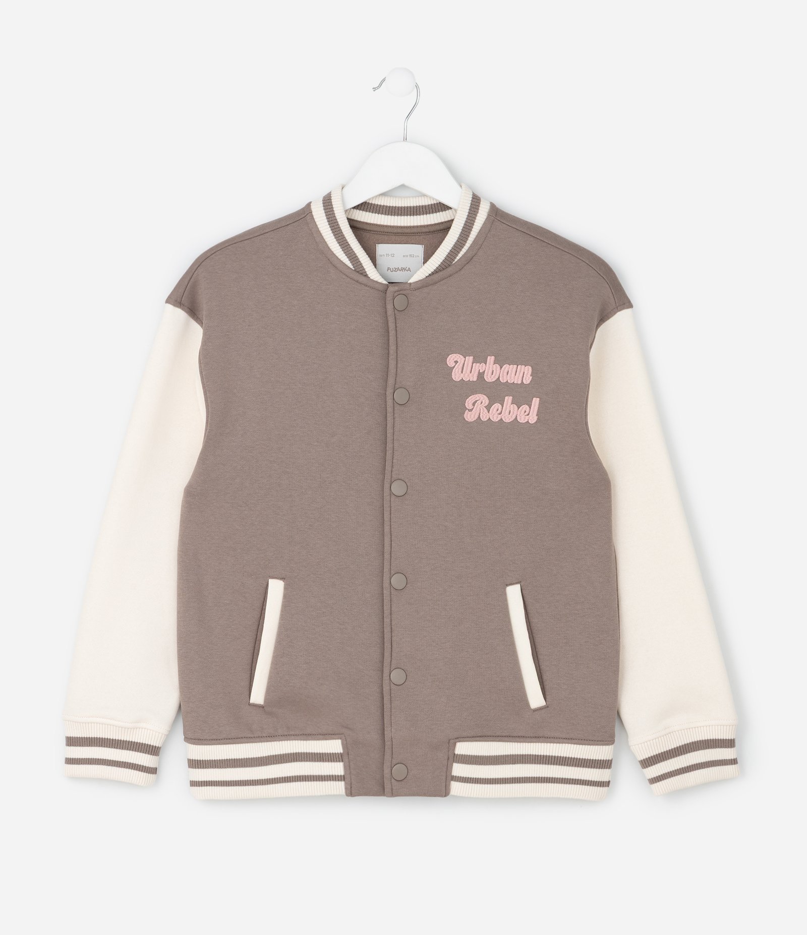 Jaqueta Bomber Infantil com Bordados Lettering – Tam 5 a 14 Anos Bege 1