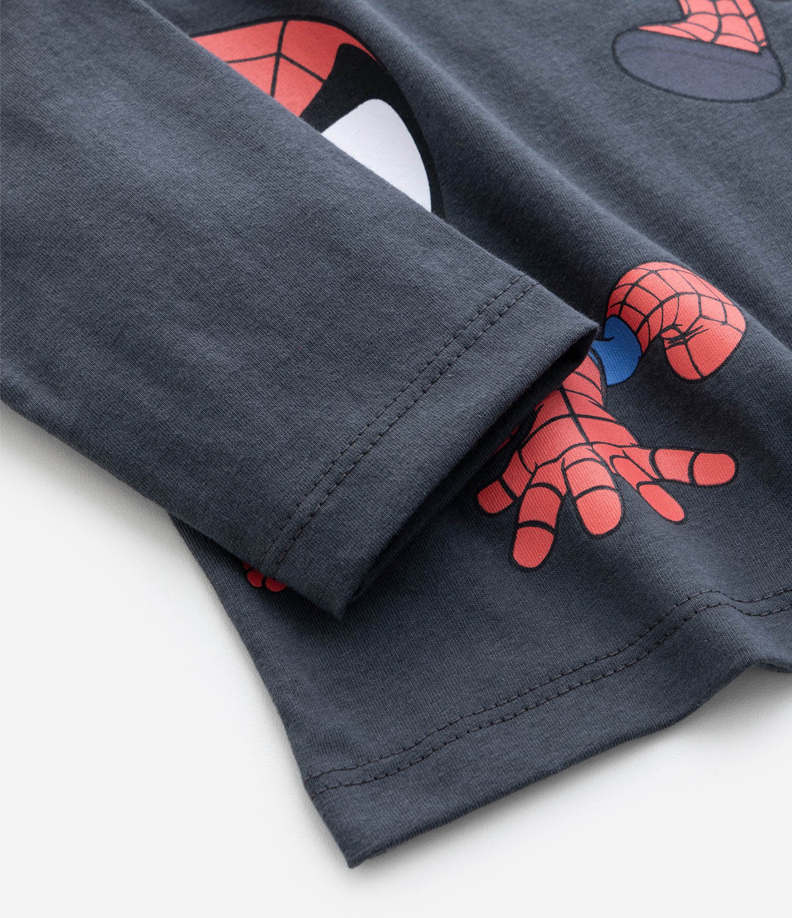 Camiseta Infantil com Estampa Spidey e Miles – Tam 2 a 6 Anos Cinza 4
