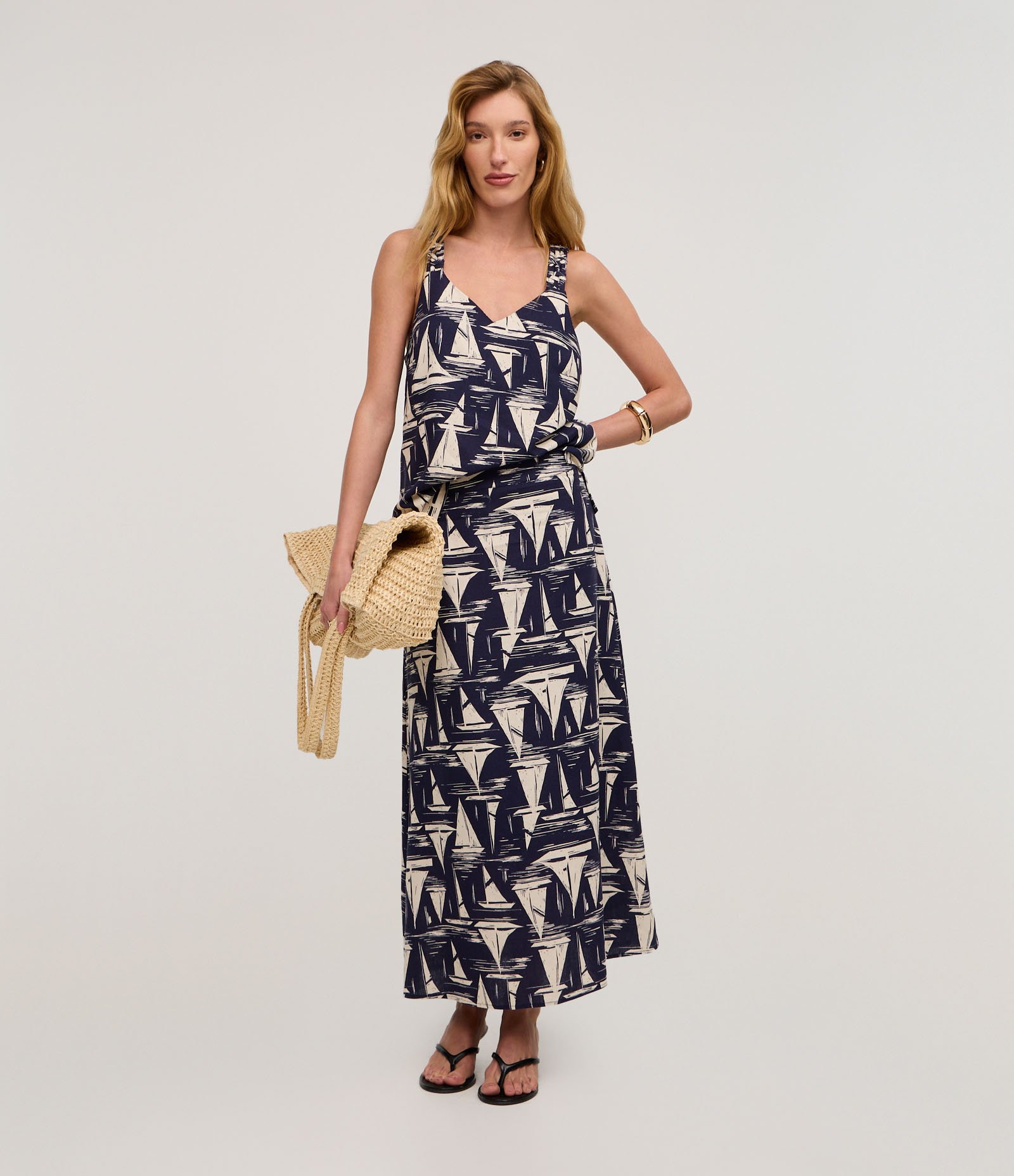 Regata em Viscolinho com Gola V e Alças Torcidas Estampado Azul 2