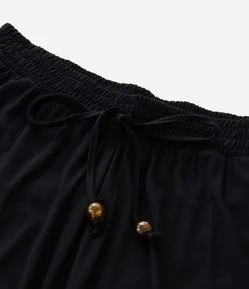 Calça Pantacourt em Viscose com Barra Assimétrica Curve & Plus Size