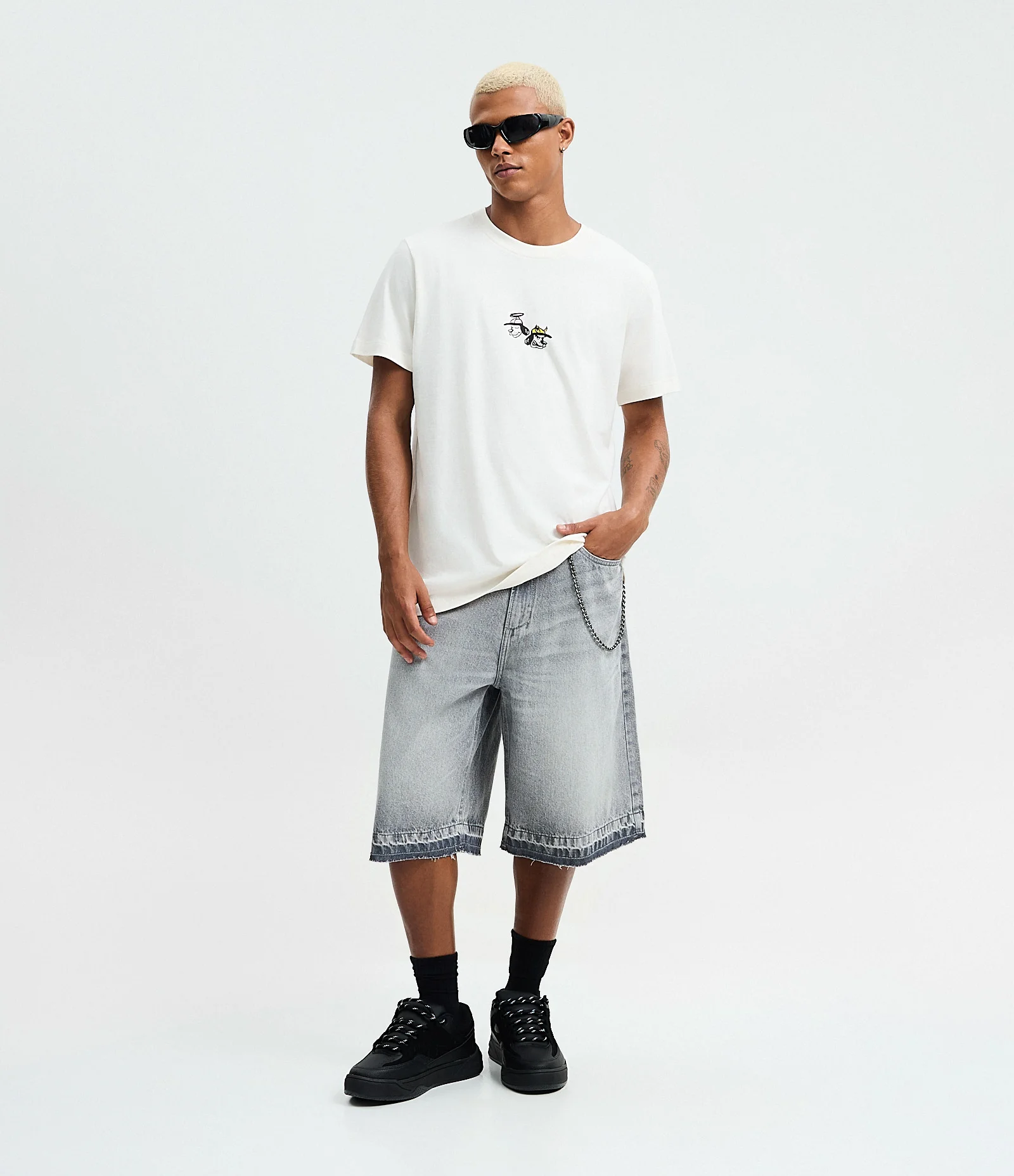 Camiseta Comfort em Algodão com Estampa Dog Spray Branco 2