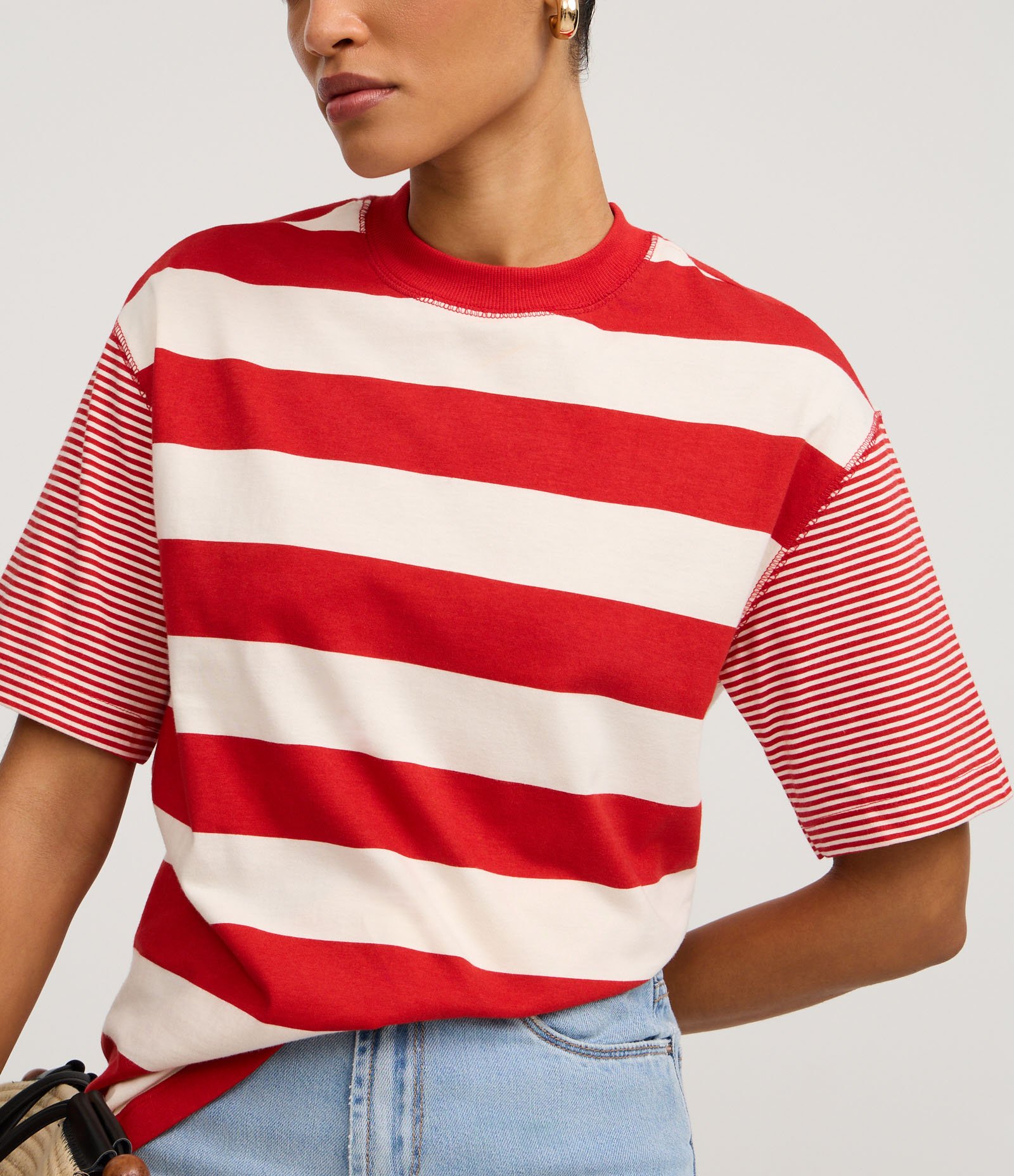 Camiseta T-Shirt Listrada em Algodão com Costura Aparente Vermelho/Branco 4