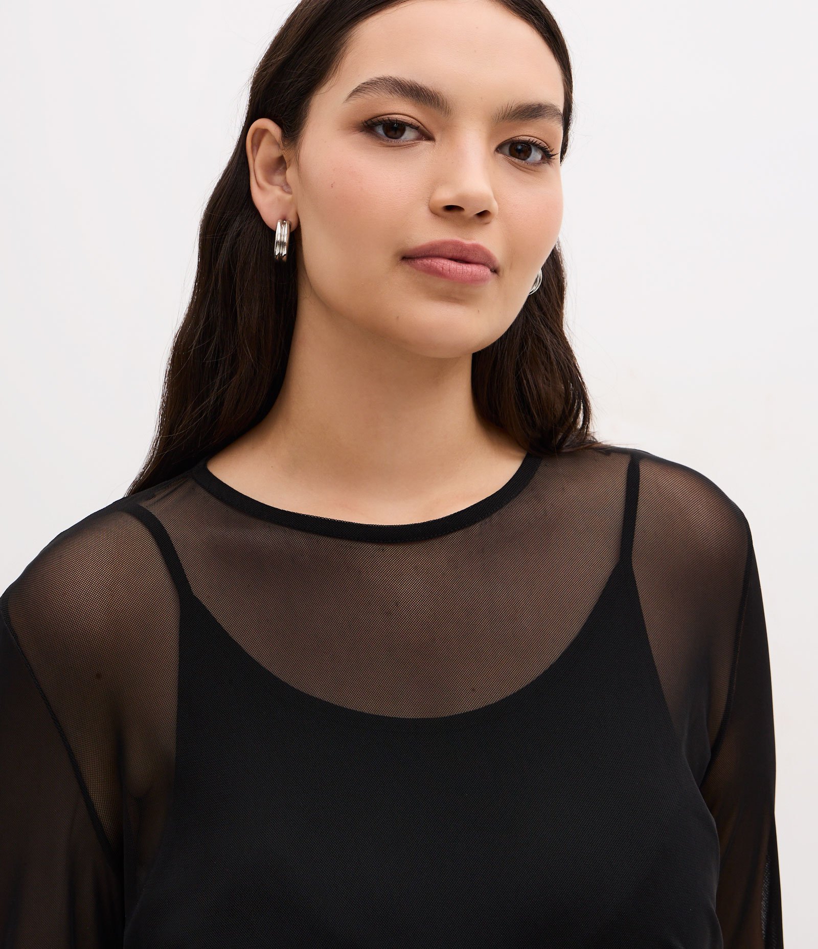 Blusa em Tule com Regata Curve e Plus Size Preto 3