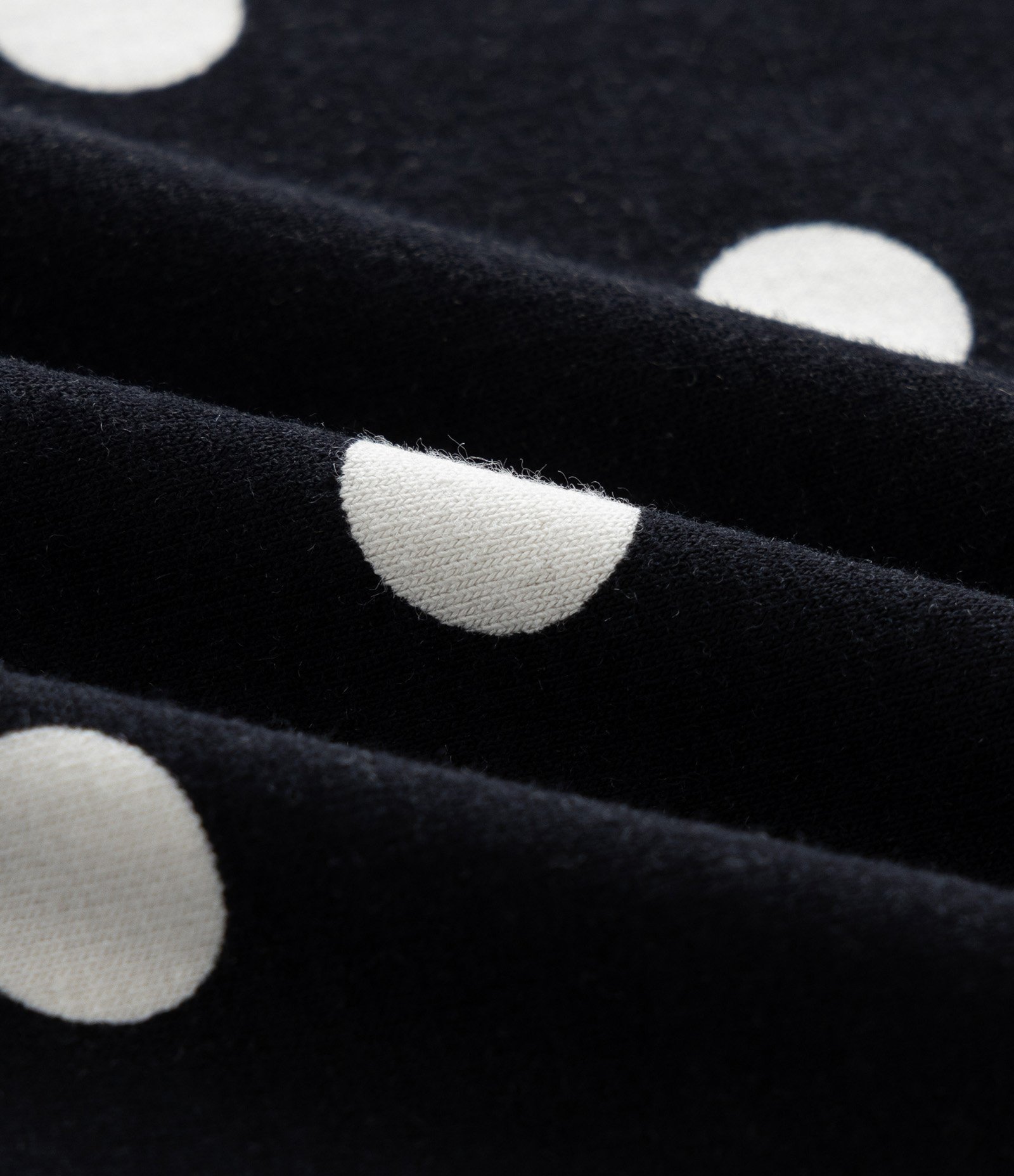 Blusa em Viscolycra com Estampa Poá Preto 3