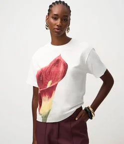 Blusa Boxy com Estampa Floral com Costura Aparente