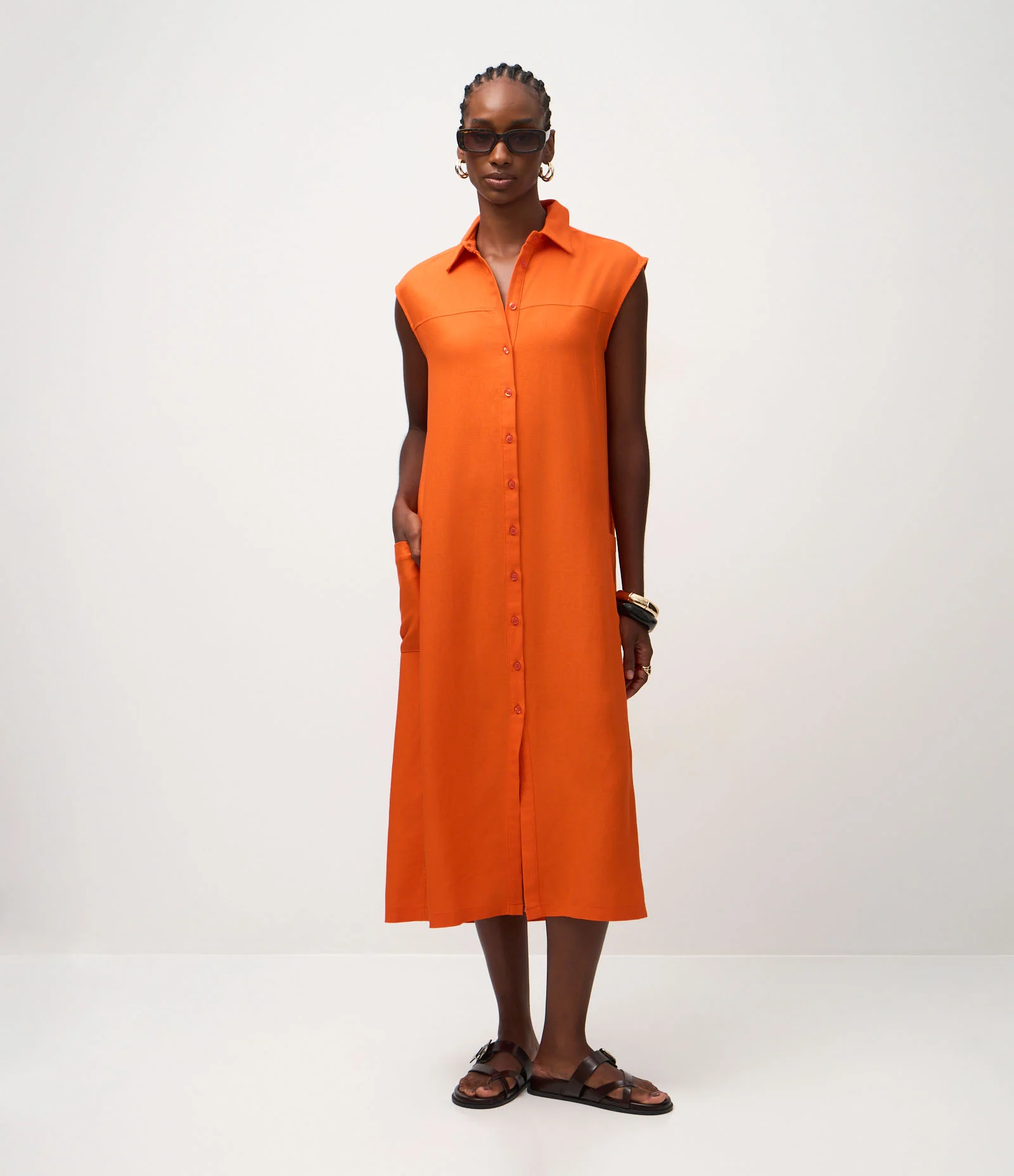 Vestido Chemise Plano com Linho e Botões Laranja 2