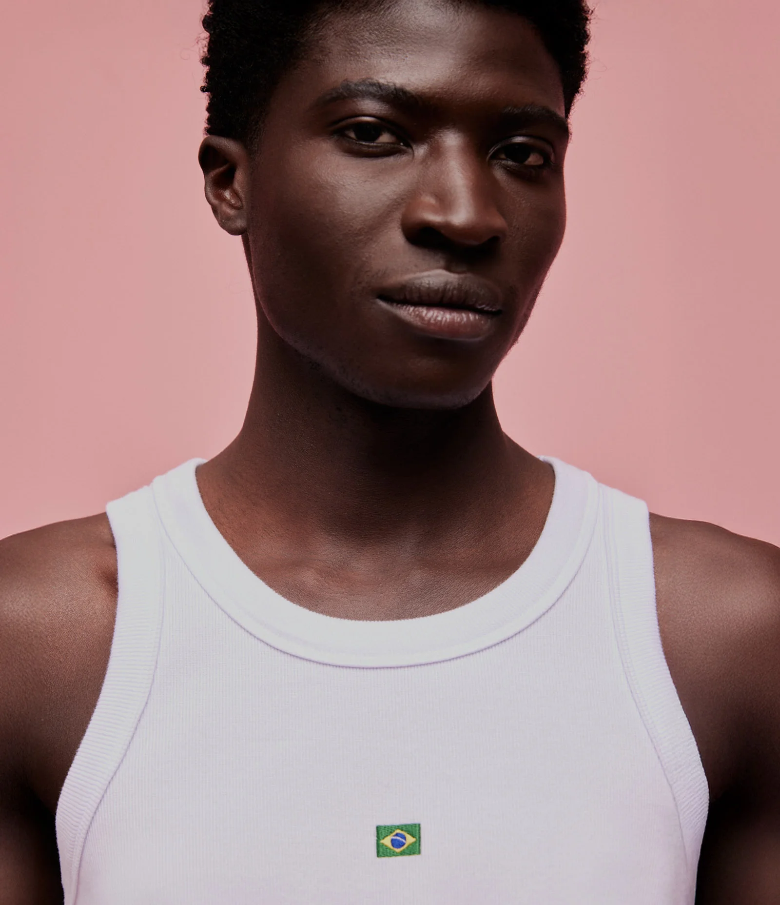 Regata Muscle com Bordado Bandeira do Brasil Branco 3
