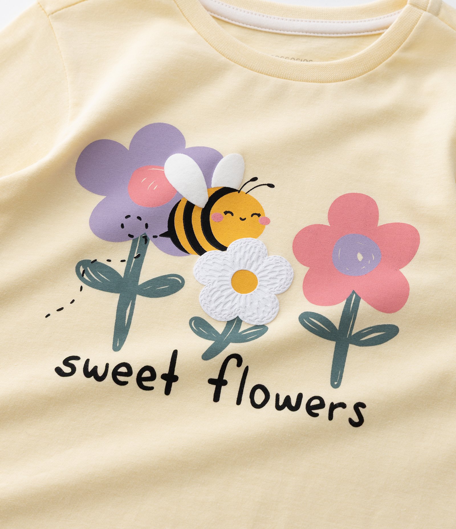 Pijama Infantil com Estampa de Abelhas e Flores – Tam 1 a 6 Anos Amarelo Claro 12