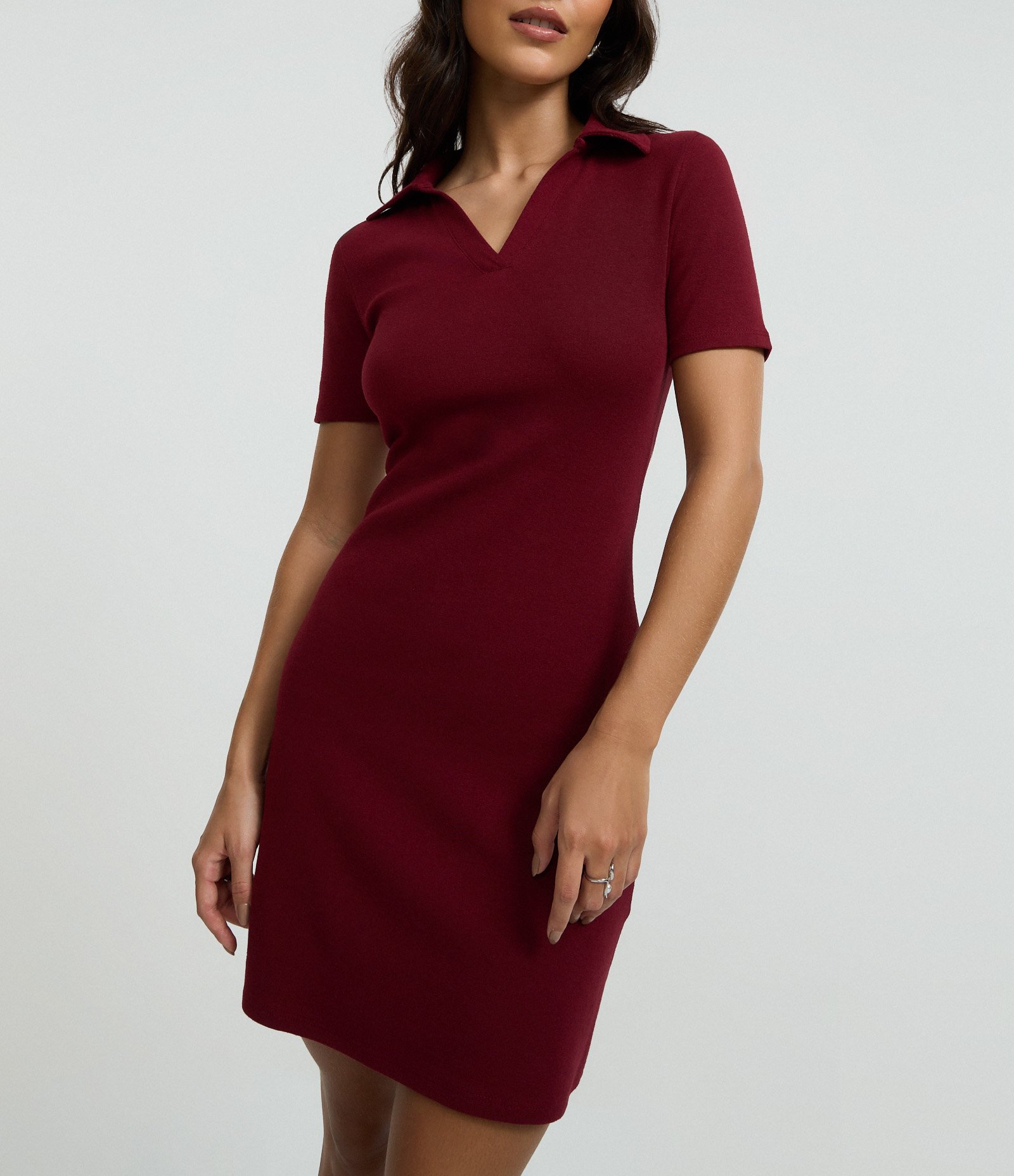 Vestido em Ribana com Gola Polo Vermelho 4