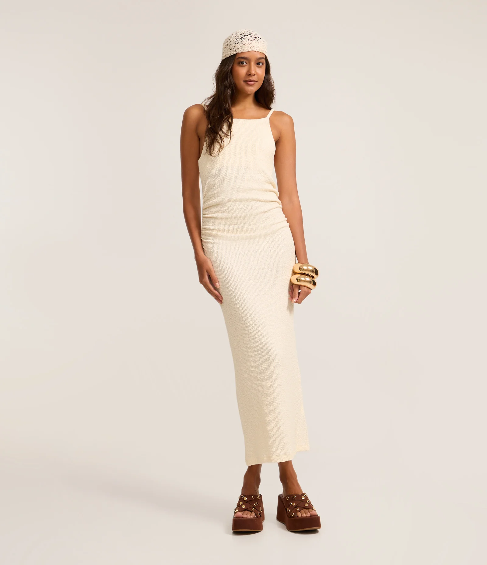 Vestido New Midi com Decote Degagê e Franzido Lateral Off White 2