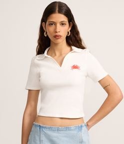 Blusa Polo em Ribana com Bordado Lagosta e Decote V