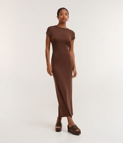 Vestido em Ribana com Ombro Caído e Fenda