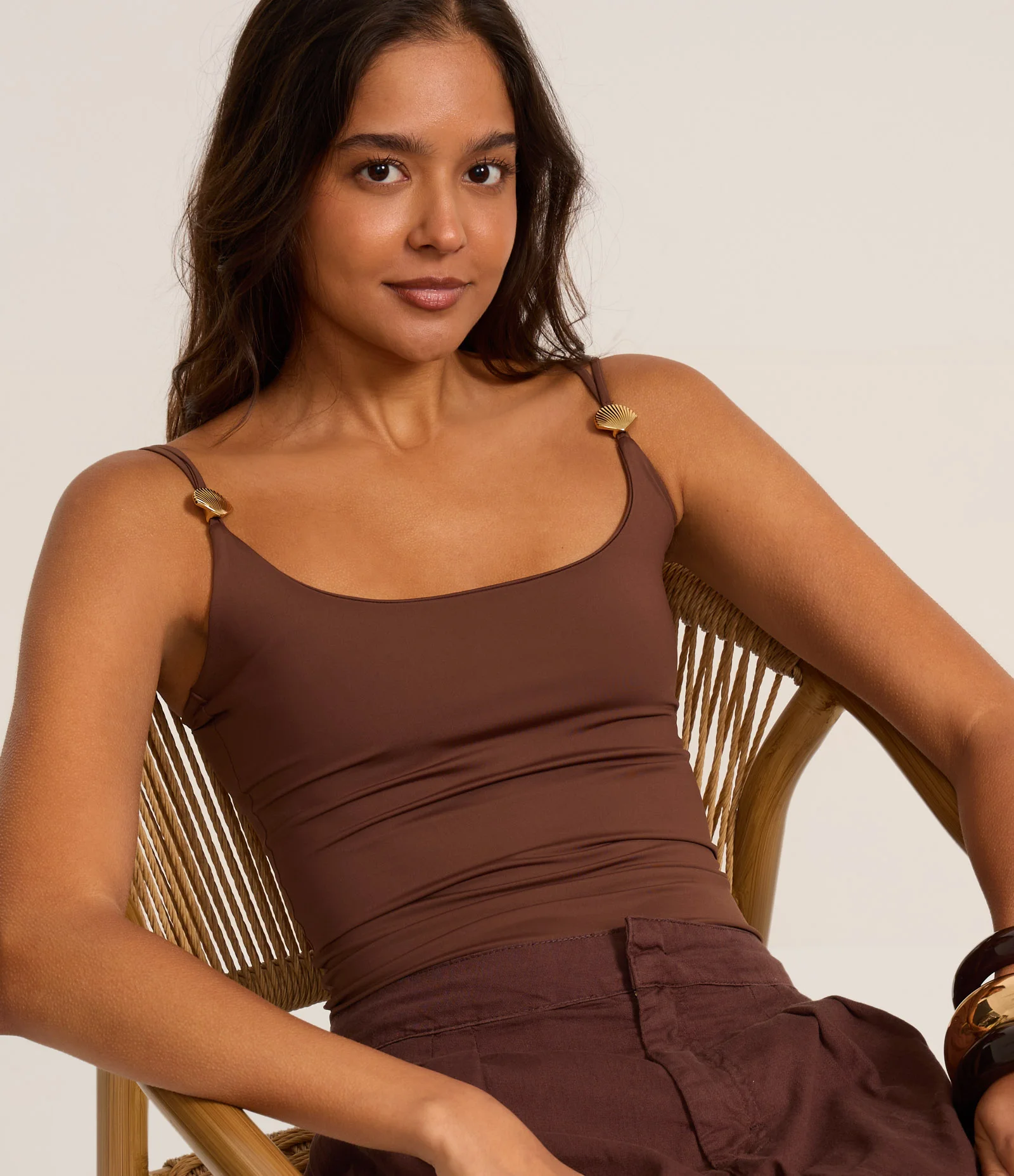 Body em Microfibra com Aviamento na Alça Marrom 1