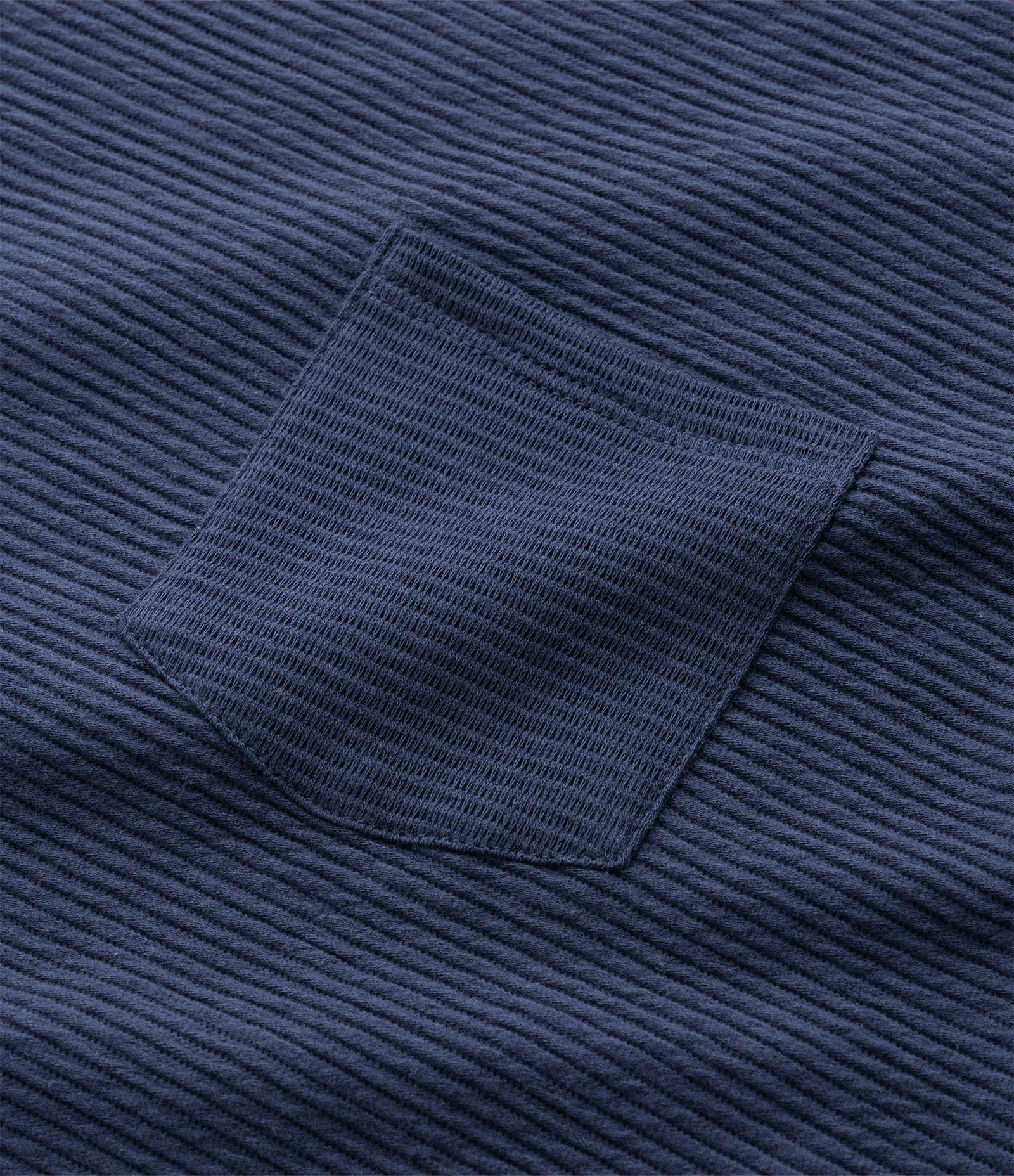 Camiseta Texturizada em Algodão com Bolso Azul 4