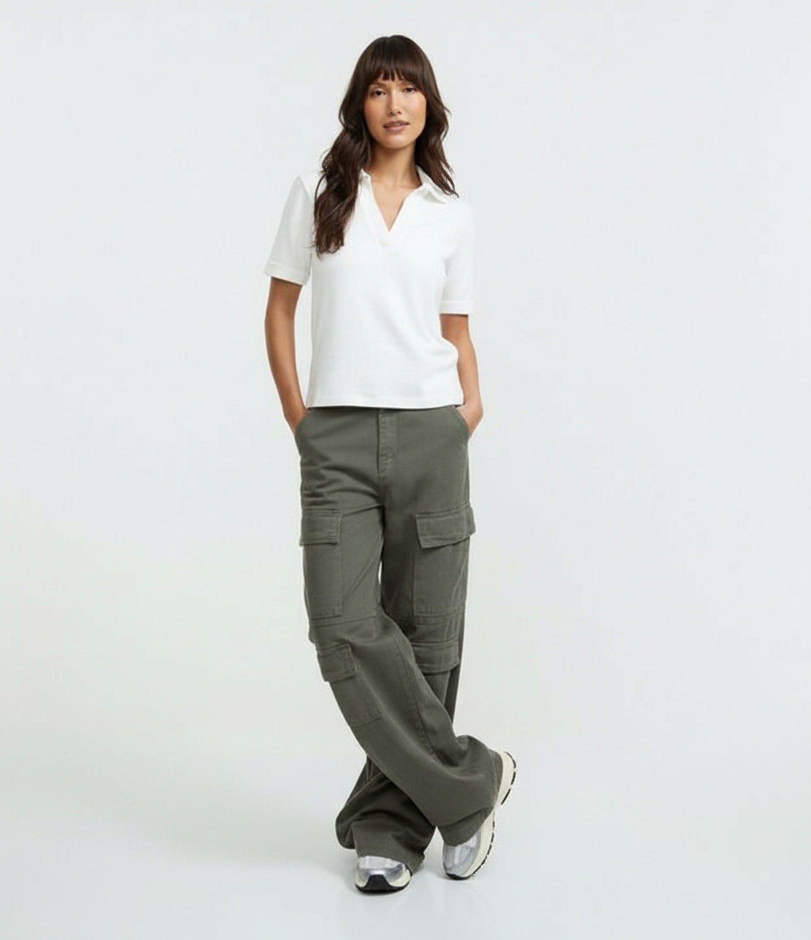 Blusa Polo em Suede com Gola Aberta Branco 5